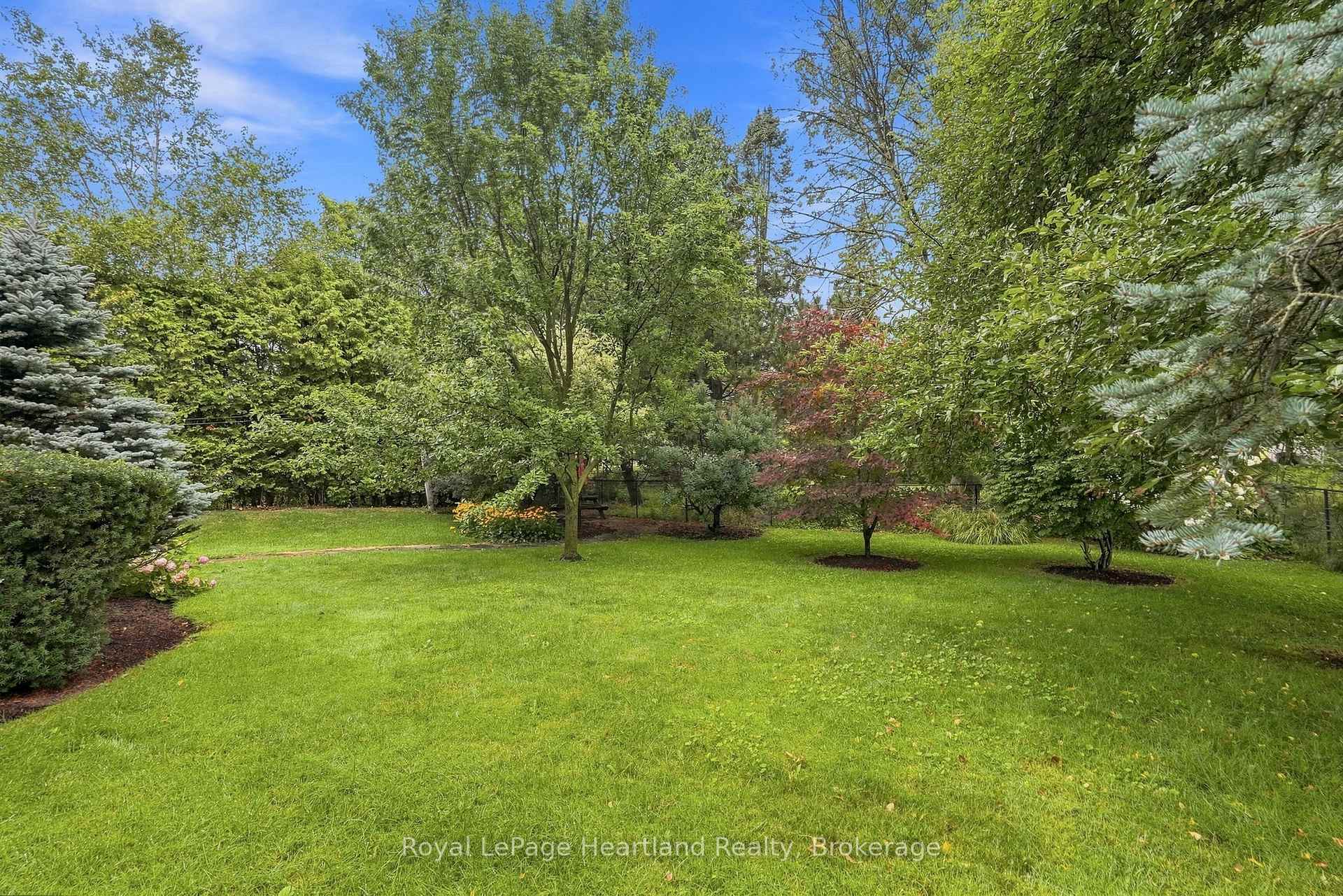 Photo 40 of 595 Inkerman Street W, North Perth, Listowel — HOMEH