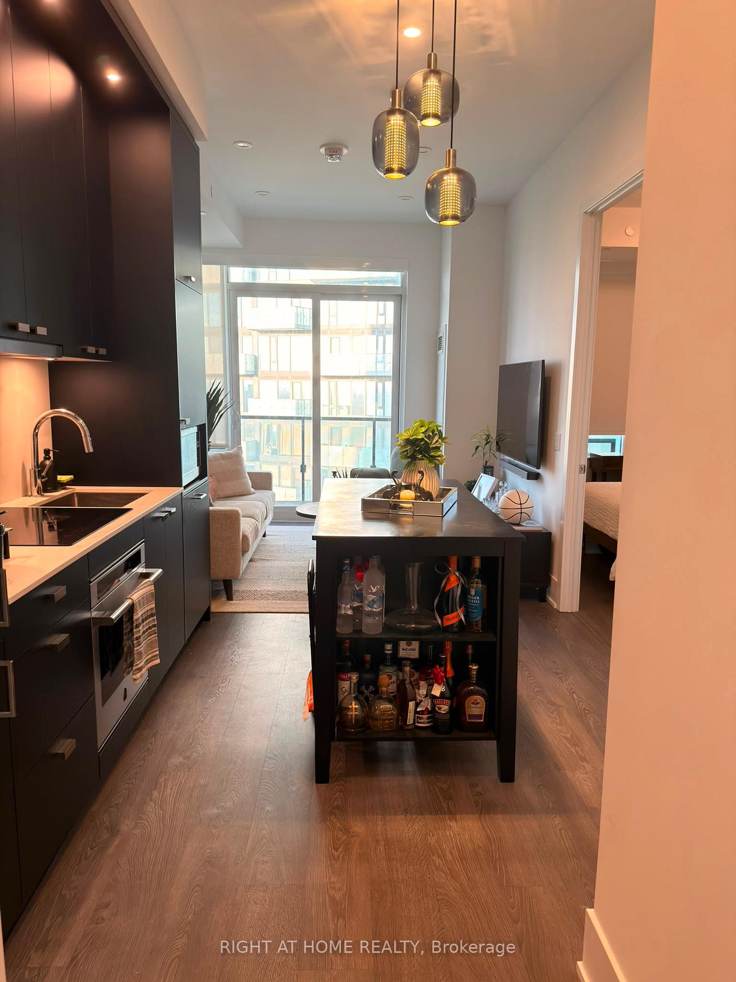 Photo 4 of Unit 3609, 470 Front Street W, Toronto, Waterfront Communities — HOMEH