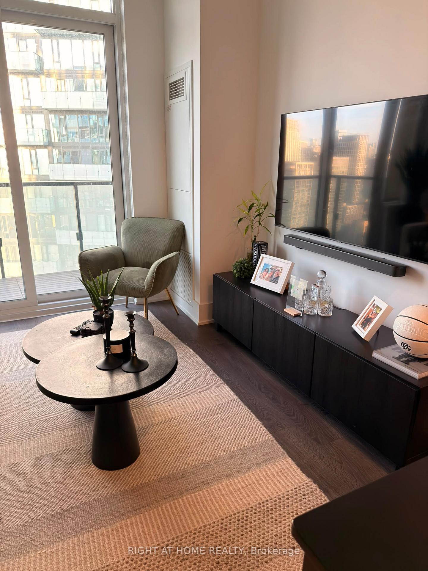 Photo 6 of Unit 3609, 470 Front Street W, Toronto, Waterfront Communities — HOMEH