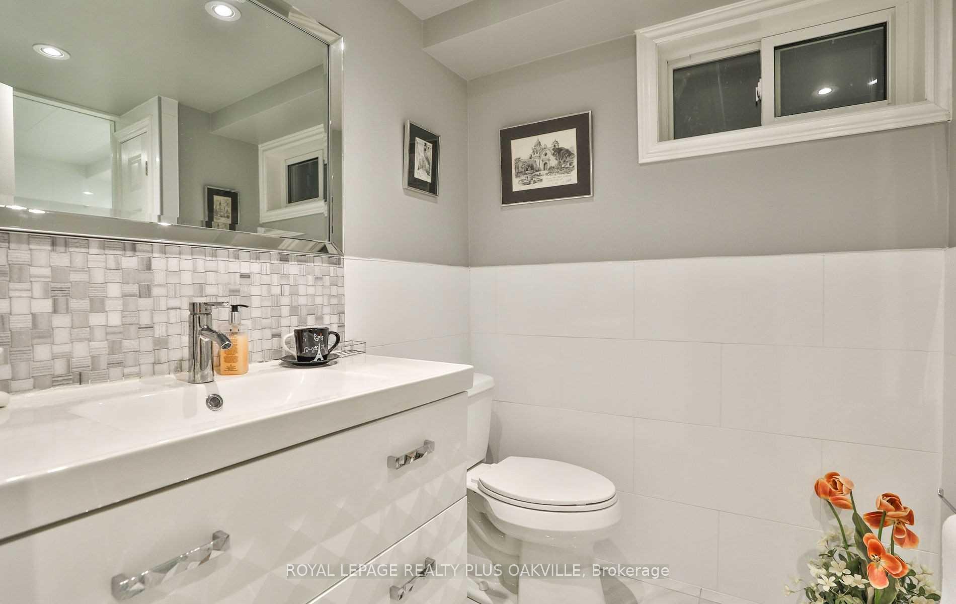 Photo 39 of 2100 Waycross Crescent, Mississauga, Sheridan — HOMEH