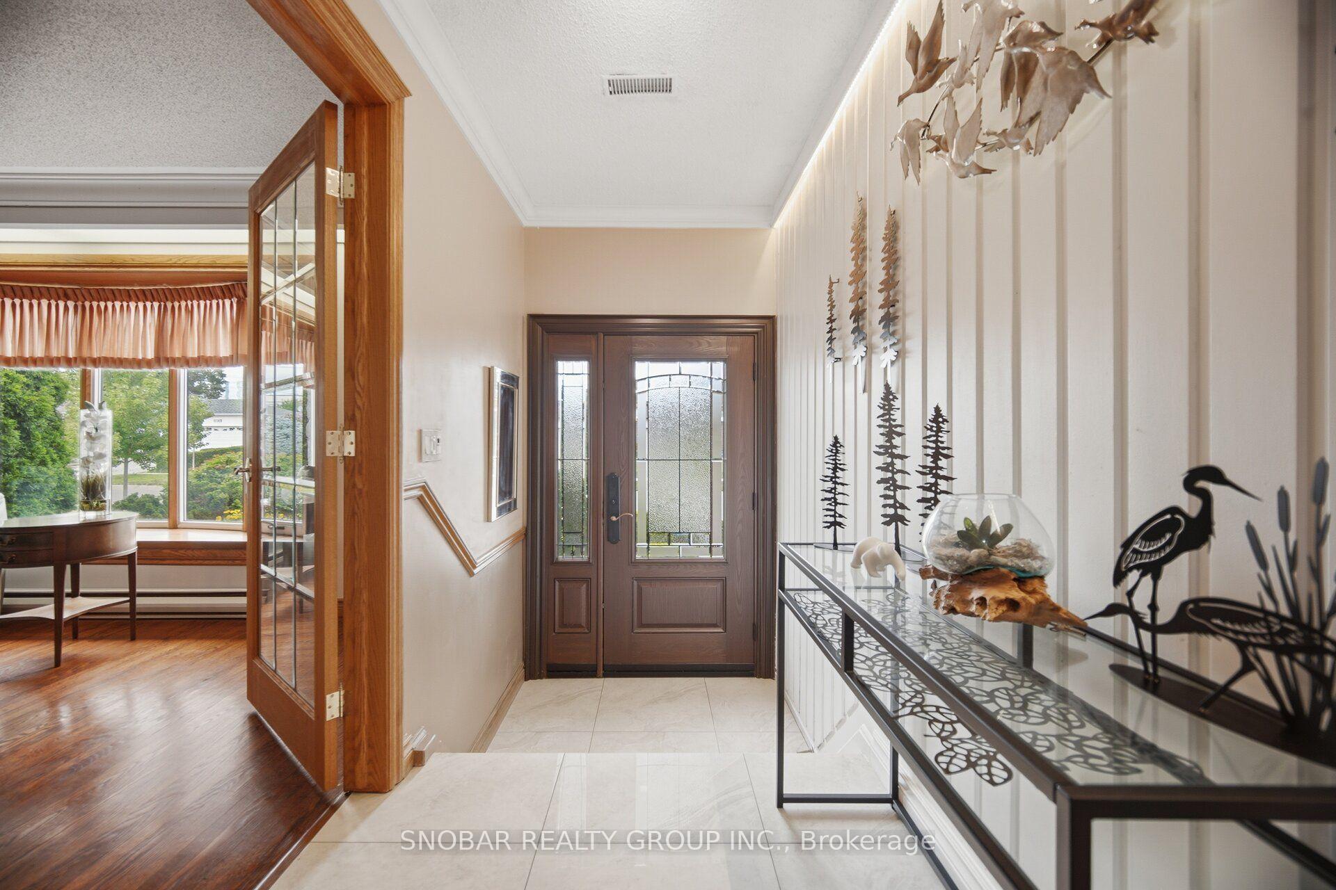 Photo 2 of 3176 Ibbetson Crescent, Mississauga, Erindale — HOMEH