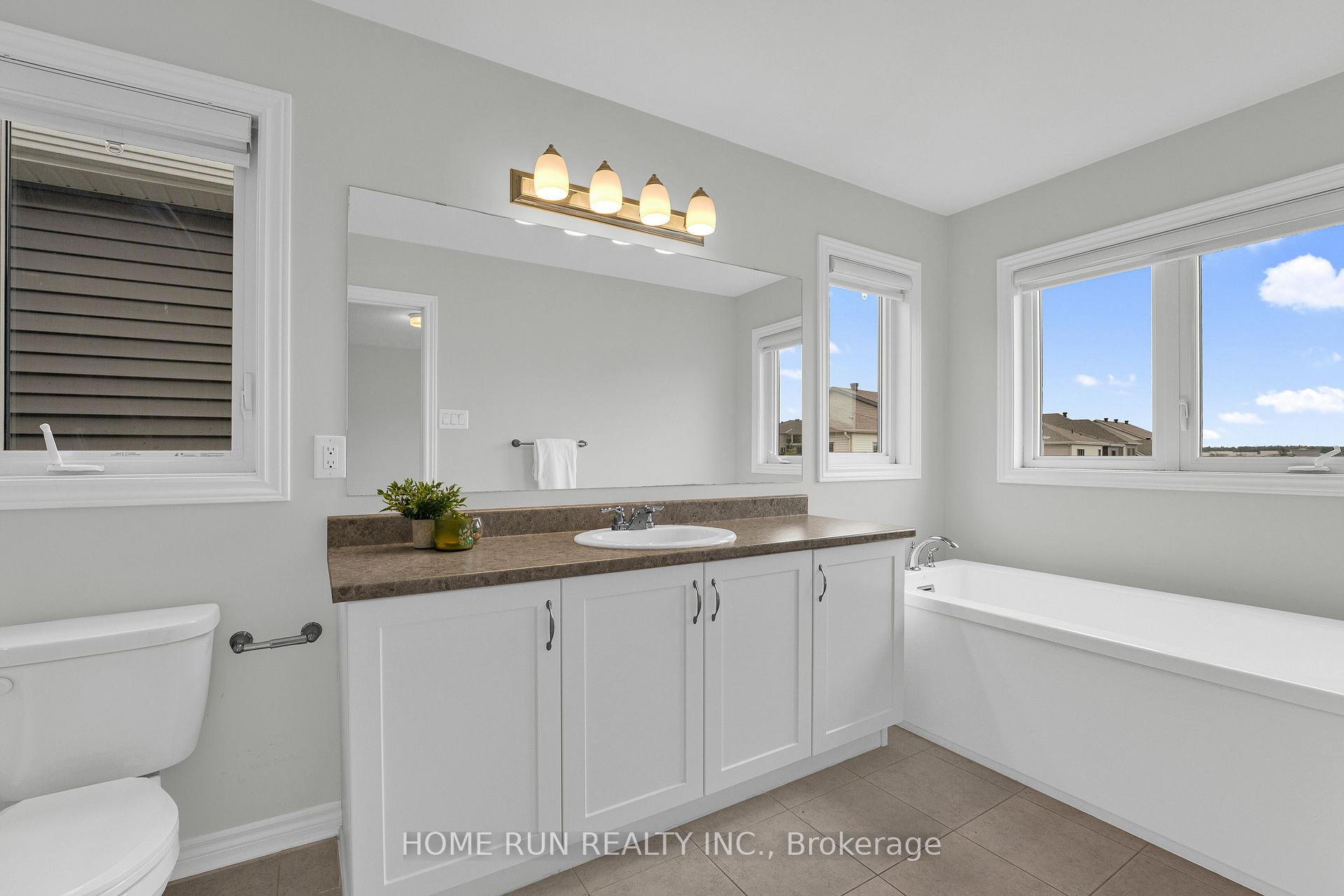 Photo 32 of 534 Arosa Way, Ottawa, Kanata - Emerald Meadows/Trailwest — HOMEH