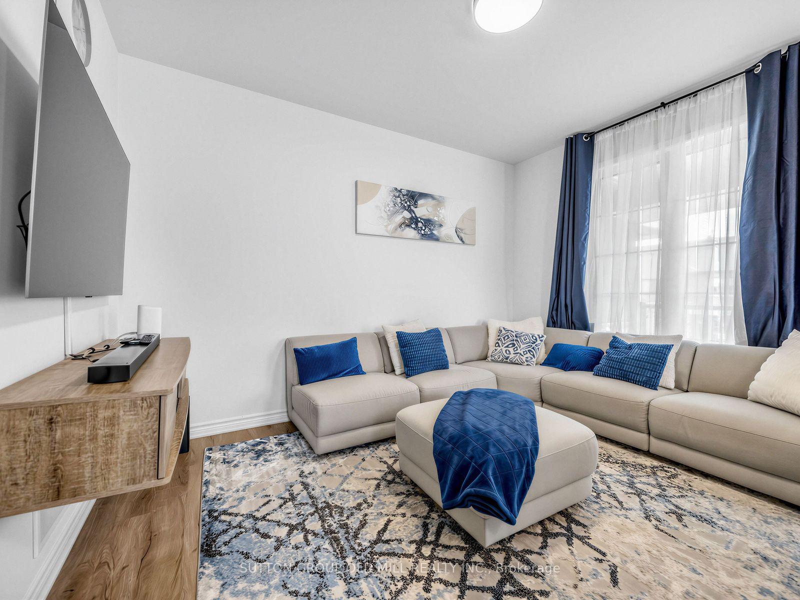 Photo 10 of 1537 Moira Crescent, Milton, Bowes — HOMEH