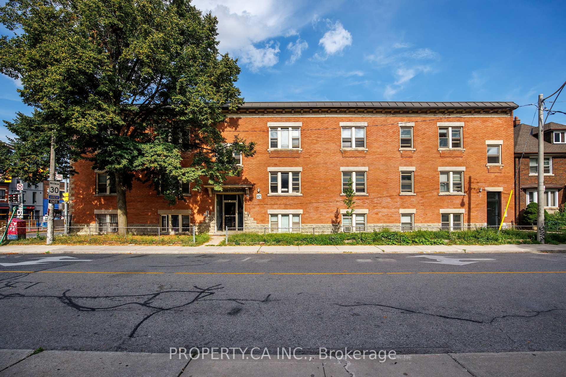 Photo 2 of Unit 9, 97 Northcliffe Boulevard, Toronto, Corso Italia-Davenport — HOMEH