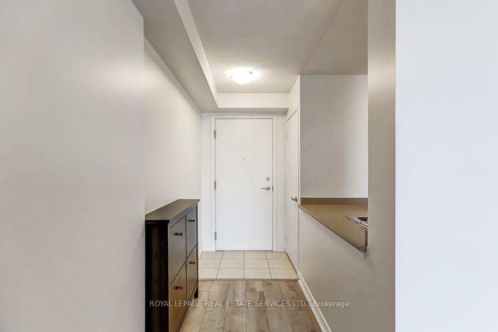 Photo 17 of 61 Heintzman Street, Toronto, Junction Area — HOMEH