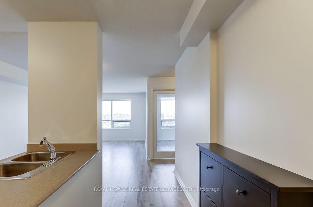 Photo 20 of 61 Heintzman Street, Toronto, Junction Area — HOMEH