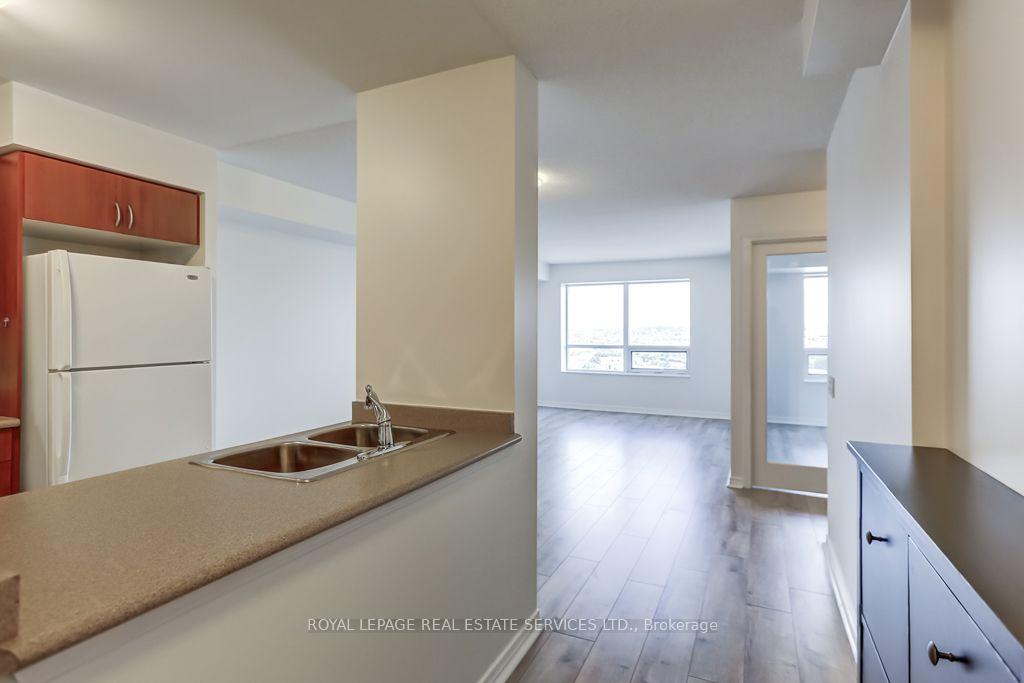 Photo 23 of 61 Heintzman Street, Toronto, Junction Area — HOMEH