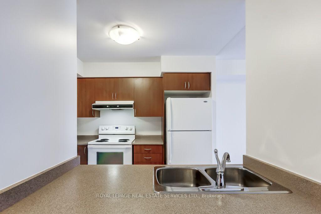 Photo 26 of 61 Heintzman Street, Toronto, Junction Area — HOMEH