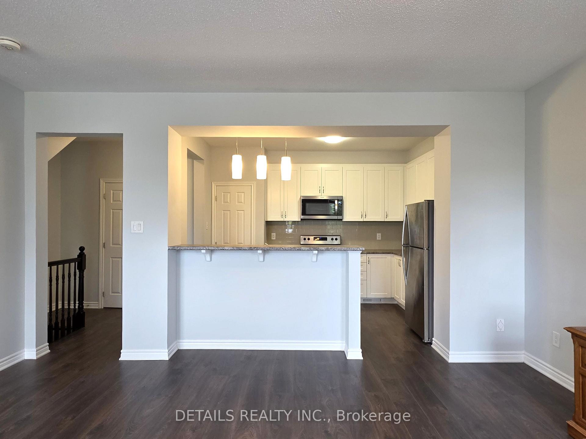 Photo 8 of 203 Hibernian Walk, Ottawa, Kanata - Emerald Meadows/Trailwest — HOMEH