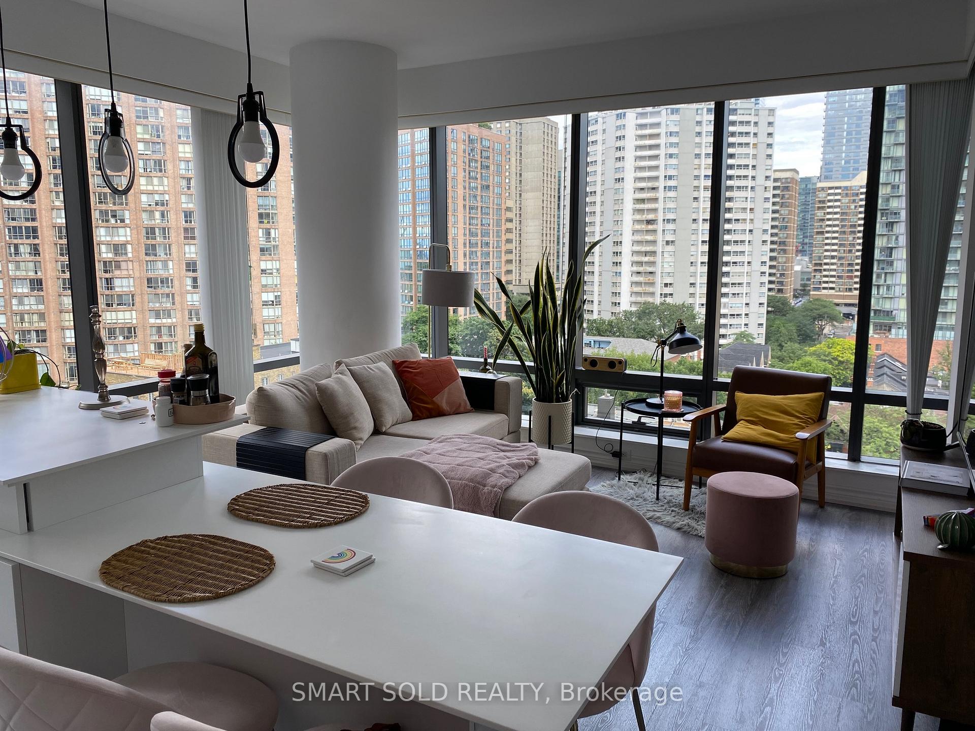 Photo 1 of Unit 1008, 5 St. Joseph Street, Toronto, Bay Street Corridor — HOMEH