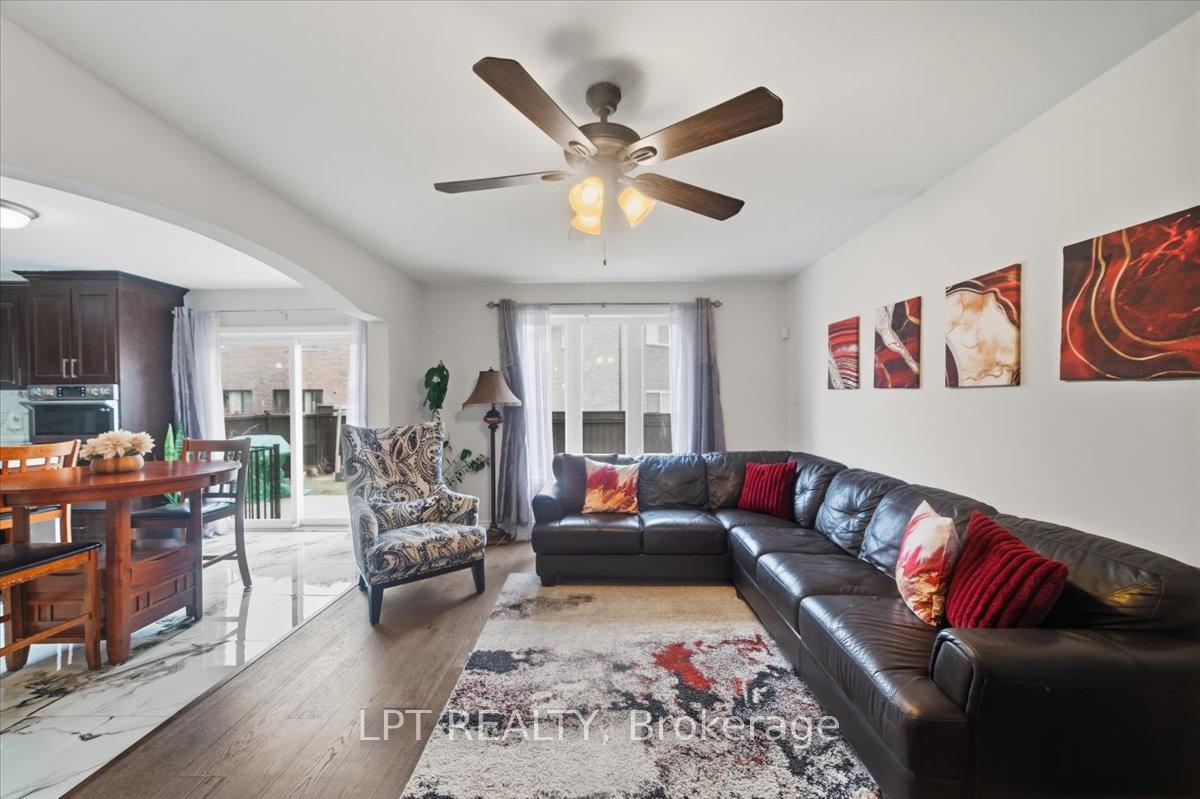 Photo 14 of 48 Nashville Circle, Hamilton, Gershome — HOMEH