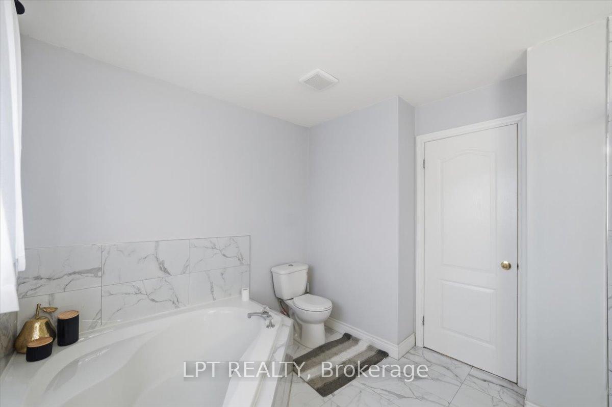 Photo 25 of 48 Nashville Circle, Hamilton, Gershome — HOMEH