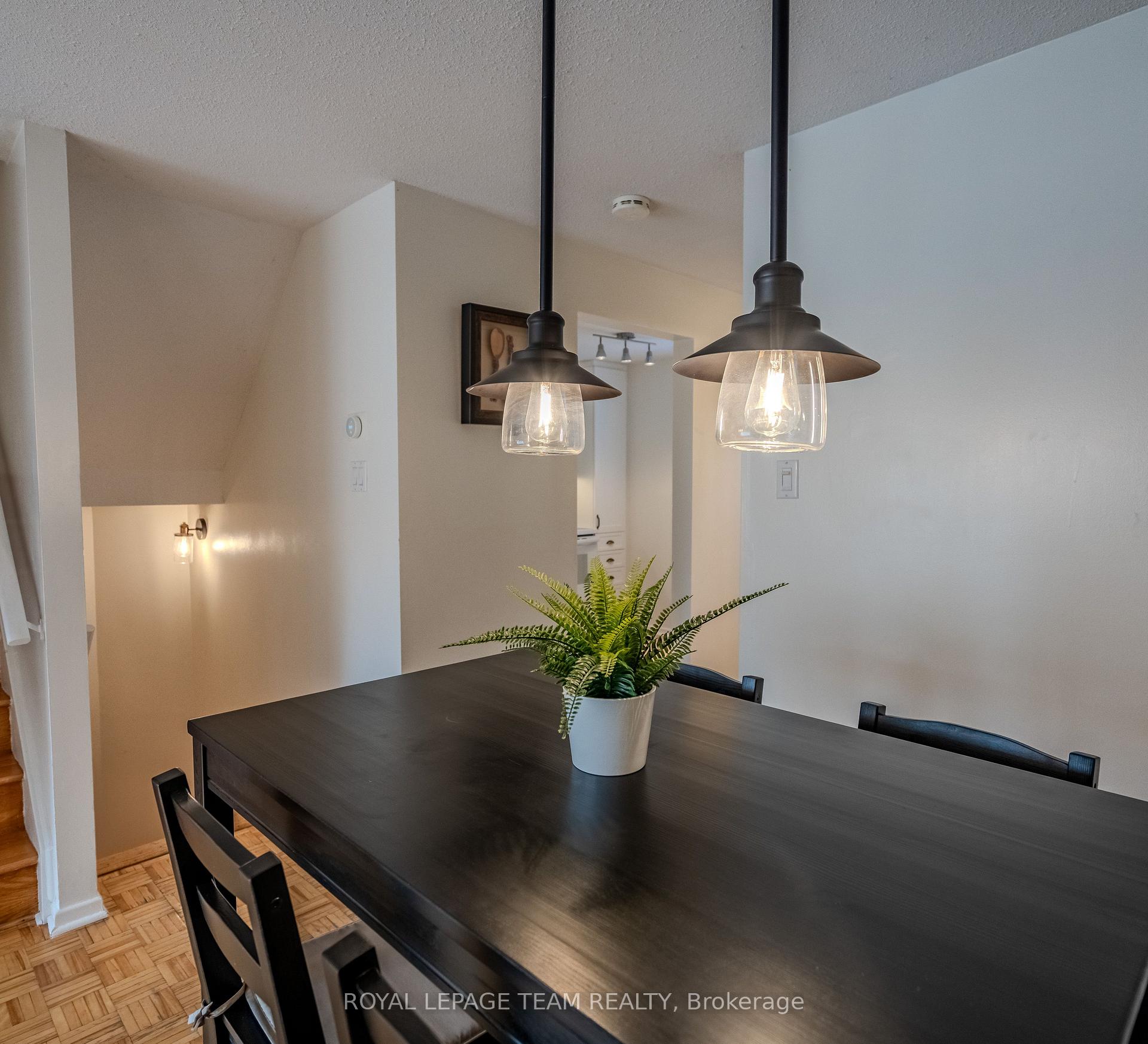 Photo 9 of Unit B, 2 Larkshire Lane, Ottawa, Barrhaven - Pheasant Run — HOMEH