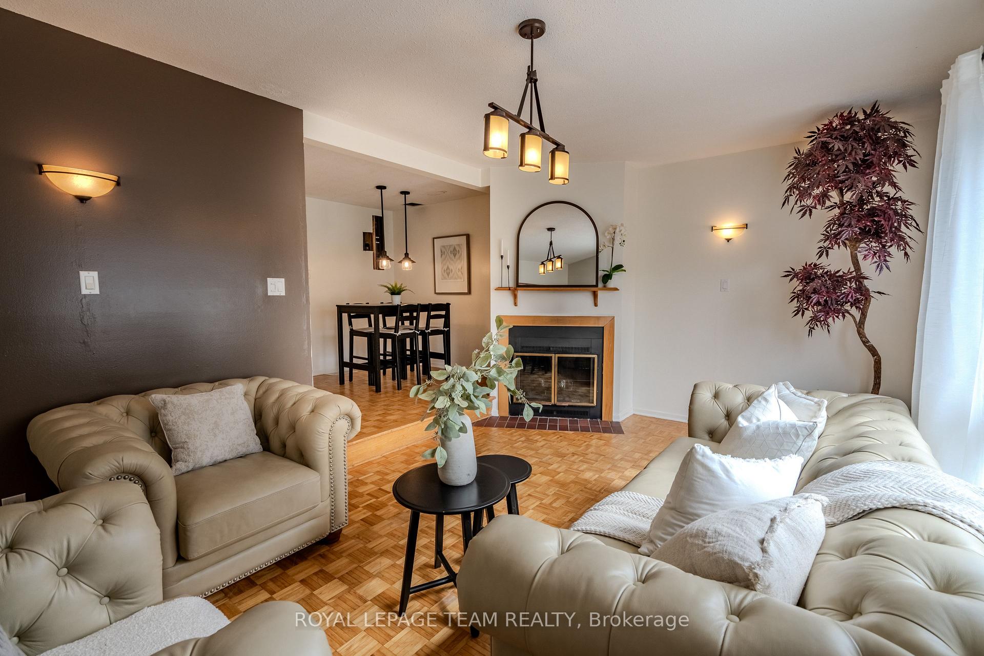 Photo 14 of Unit B, 2 Larkshire Lane, Ottawa, Barrhaven - Pheasant Run — HOMEH