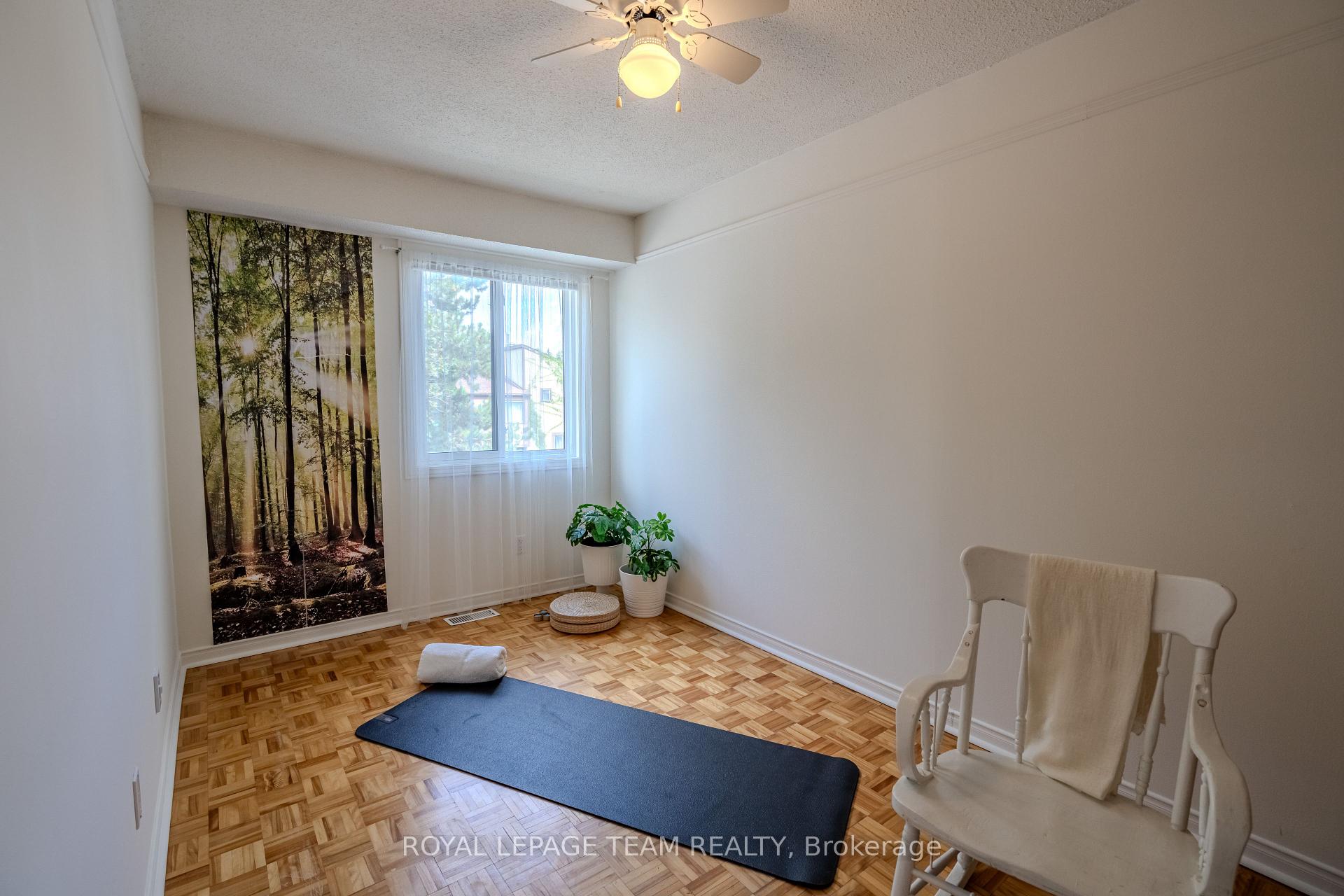 Photo 20 of Unit B, 2 Larkshire Lane, Ottawa, Barrhaven - Pheasant Run — HOMEH