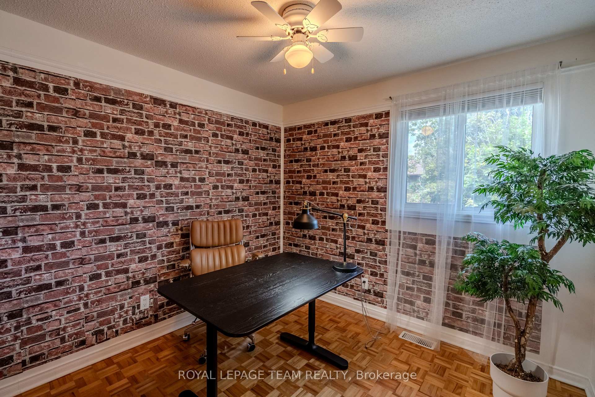 Photo 21 of Unit B, 2 Larkshire Lane, Ottawa, Barrhaven - Pheasant Run — HOMEH