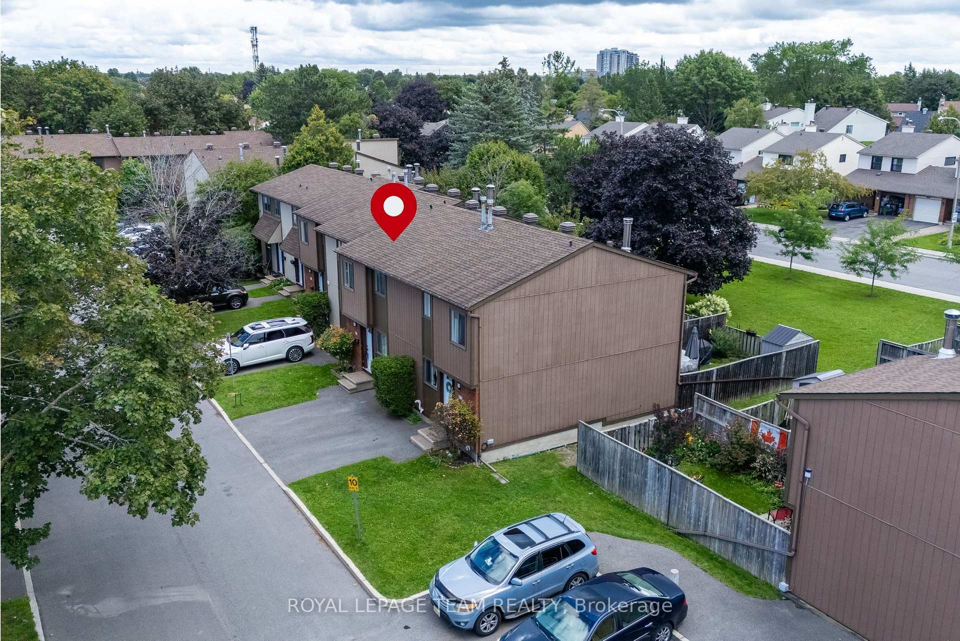 Photo 28 of Unit B, 2 Larkshire Lane, Ottawa, Barrhaven - Pheasant Run — HOMEH