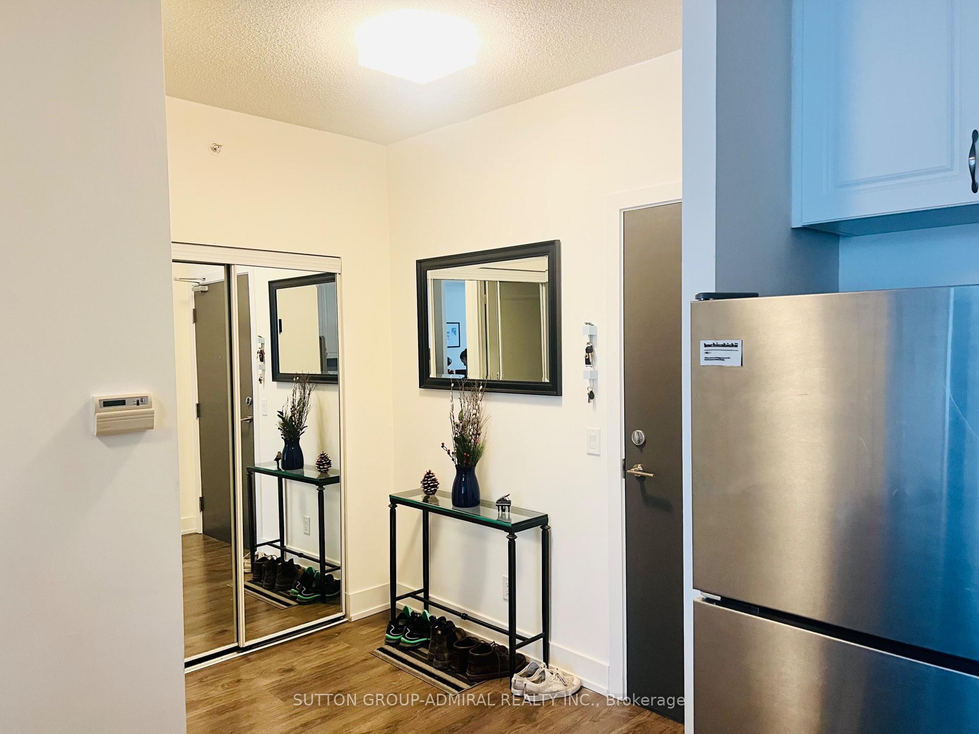 Photo 4 of Unit 503, 68 Merton Street, Toronto, Mount Pleasant West — HOMEH
