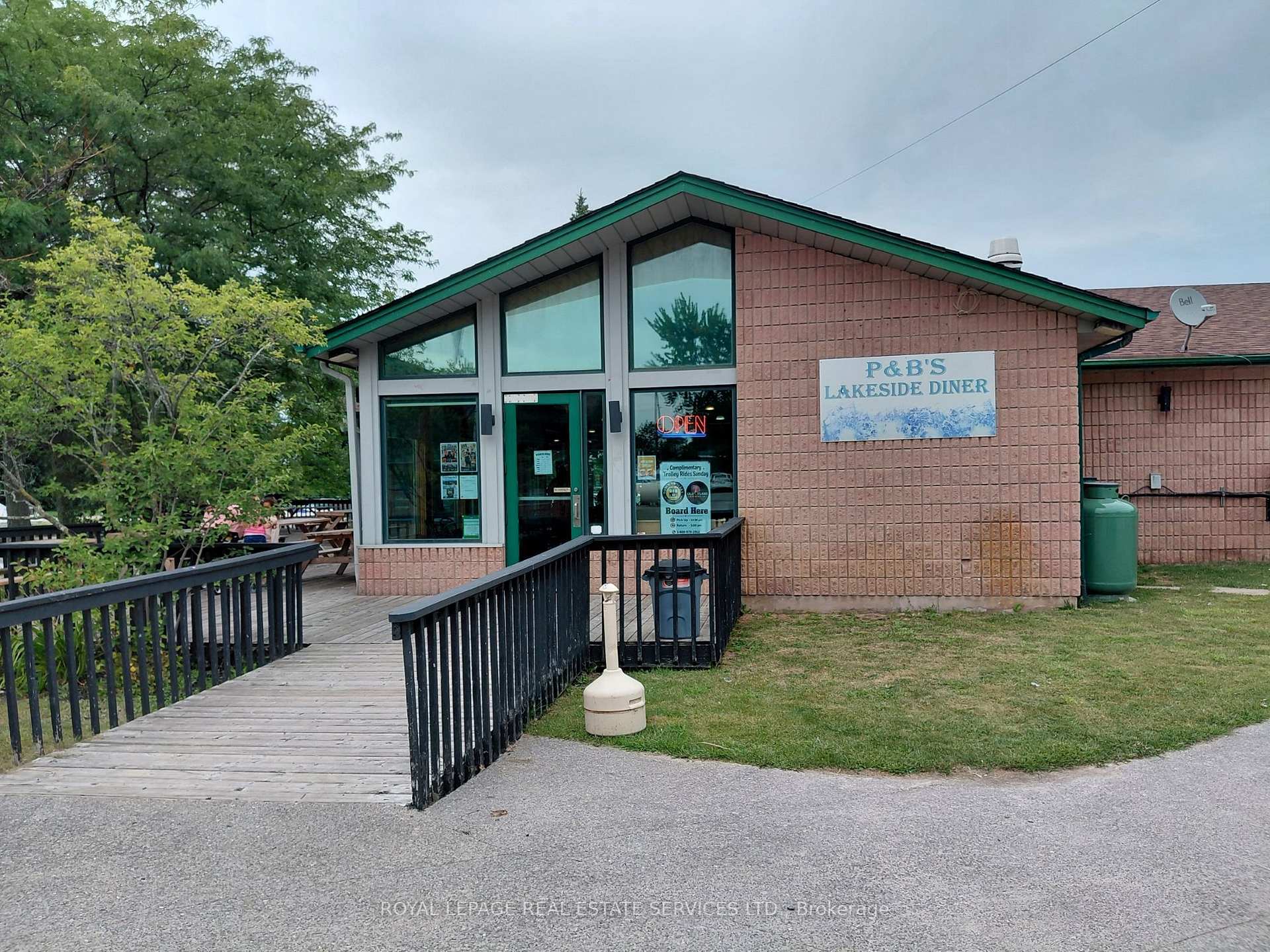 Photo 22 of 225 Platten Boulevard, Scugog, Rural Scugog — HOMEH