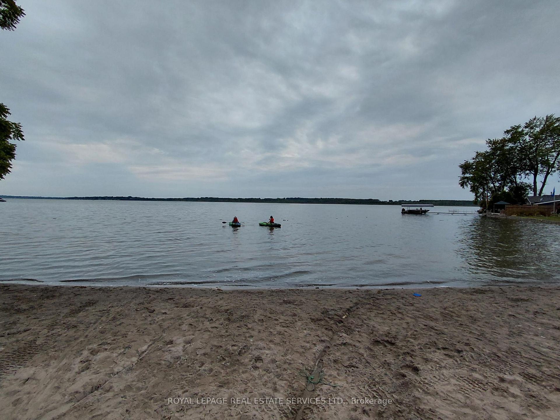Photo 26 of 225 Platten Boulevard, Scugog, Rural Scugog — HOMEH