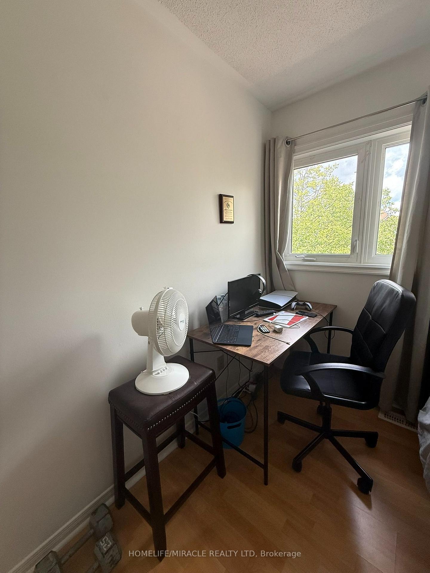 Photo 28 of 110 Richwood Crescent, Brampton, Brampton West — HOMEH