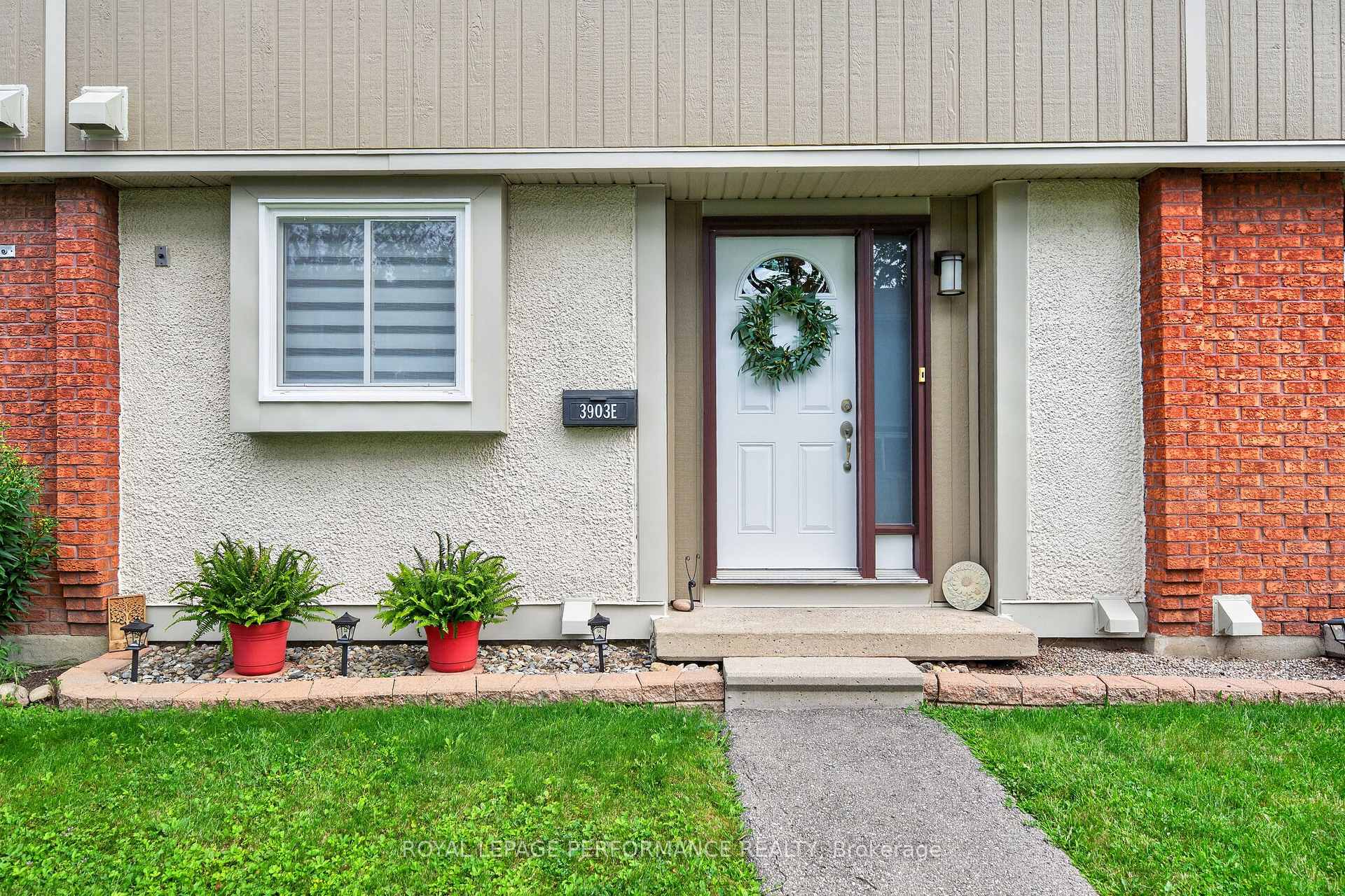 Photo 2 of Unit (175), 3903E Old Richmond Road, Ottawa, Arbeatha Park — HOMEH