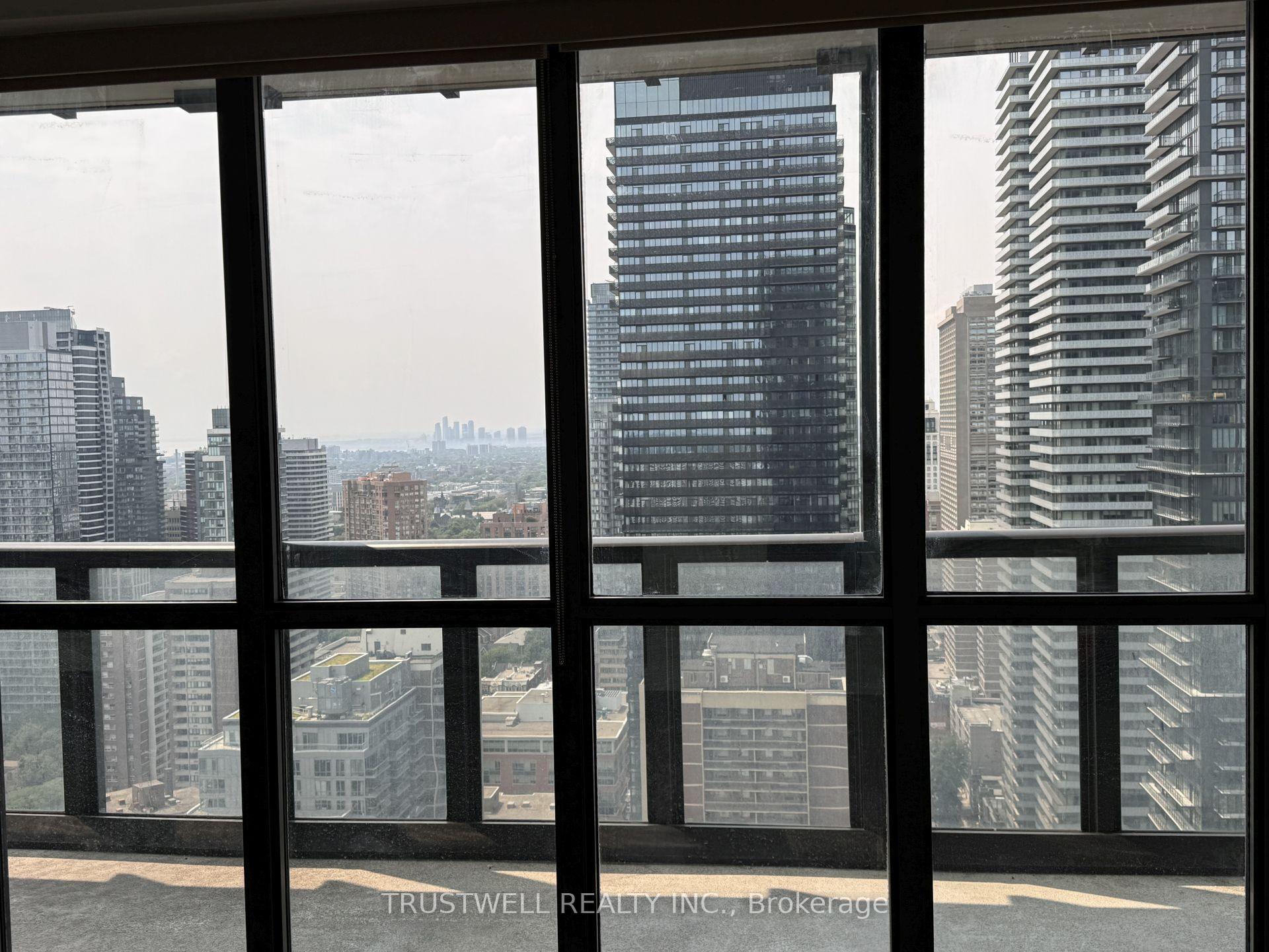 Photo 2 of Unit 3405, 101 Charles Street E, Toronto, Church-Yonge Corridor — HOMEH