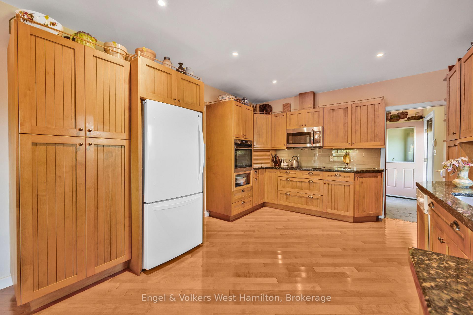 Photo 17 of 94 8 Highway, Hamilton, Greensville — HOMEH