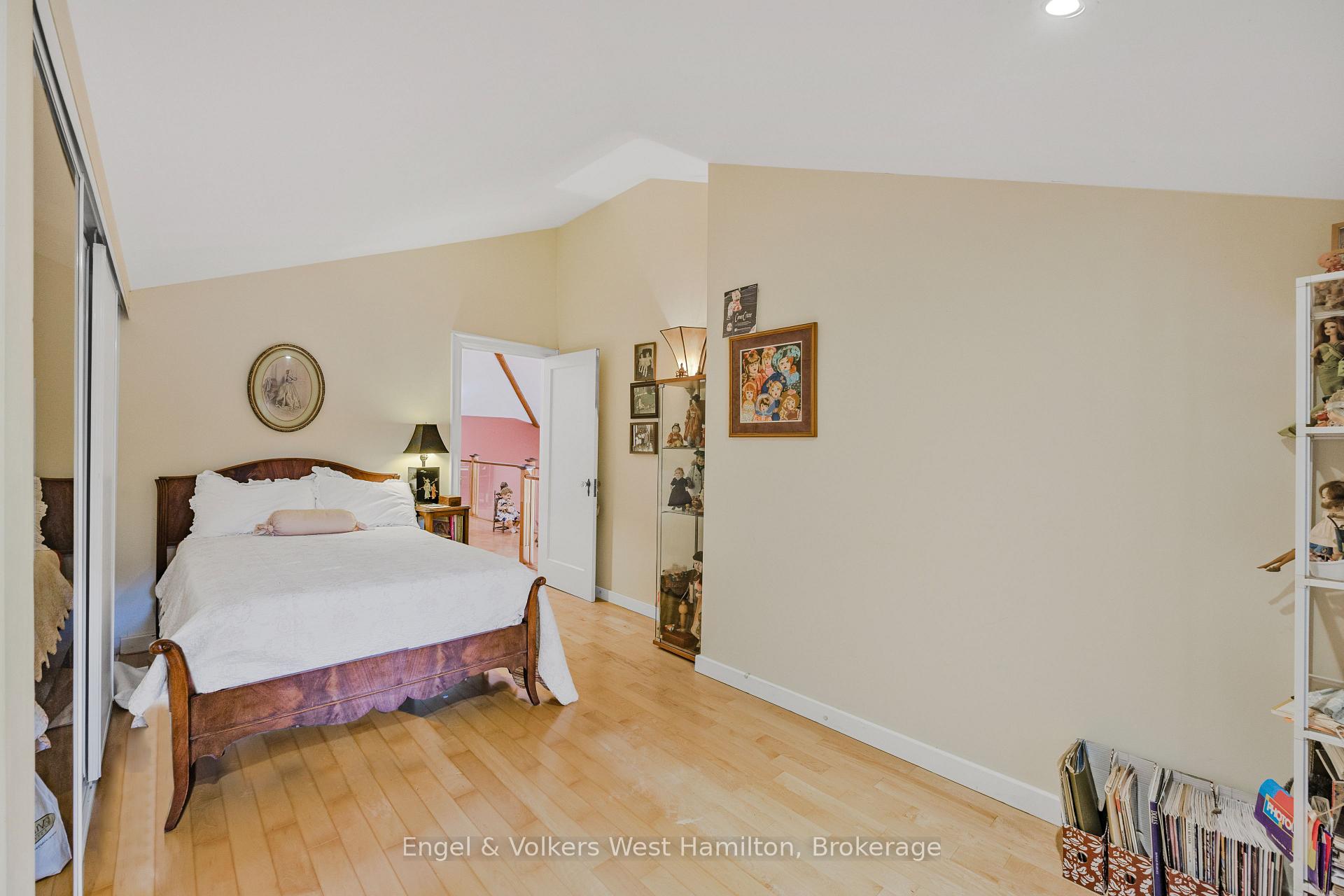 Photo 25 of 94 8 Highway, Hamilton, Greensville — HOMEH
