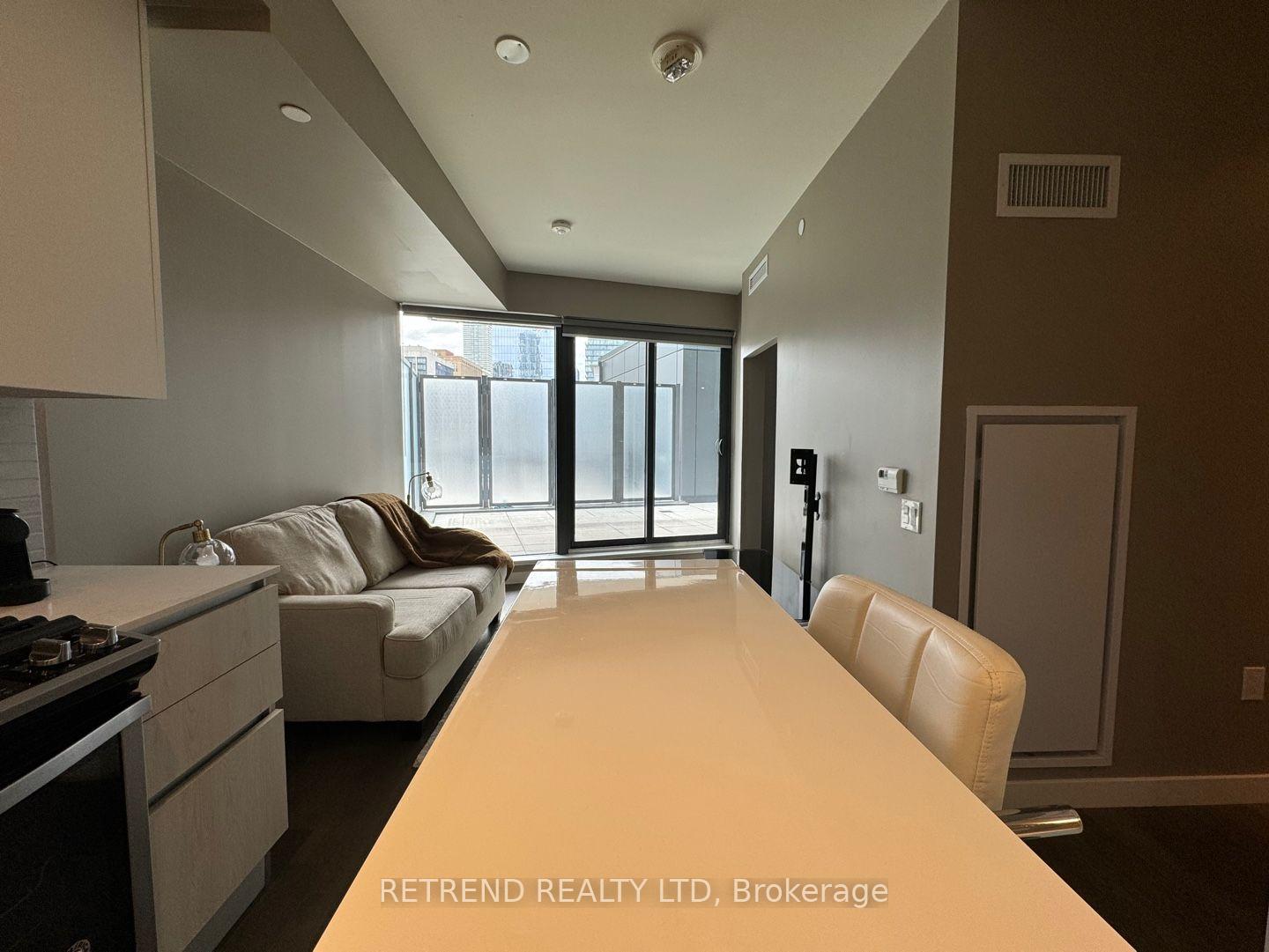 Photo 4 of Unit 808, 2A Church Street, Toronto, Waterfront Communities — HOMEH
