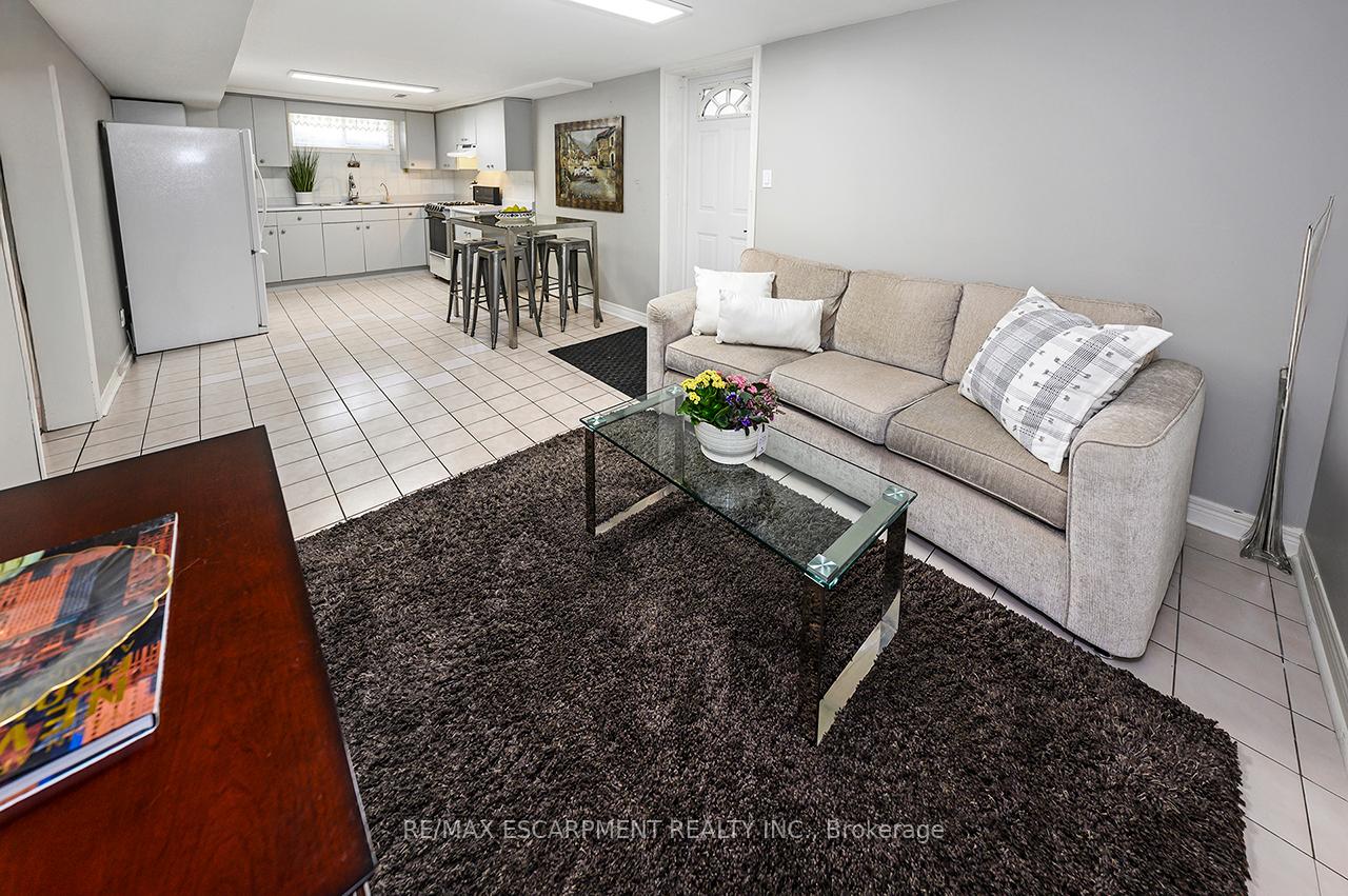 Photo 39 of 3726 Holden Crescent, Mississauga, Mississauga Valleys — HOMEH