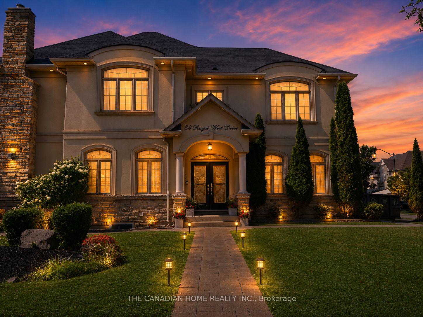 Photo 3 of 84 Royal West Drive, Brampton, Credit Valley — HOMEH