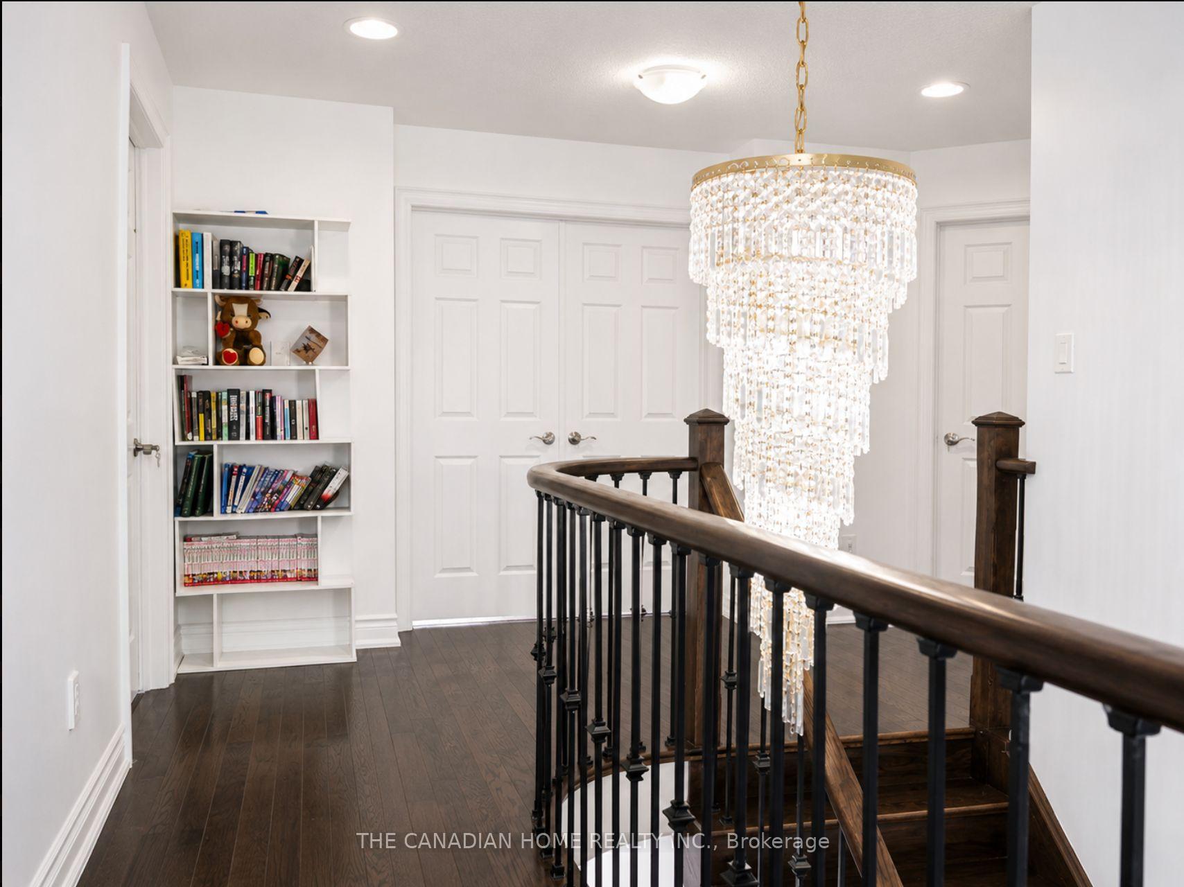 Photo 32 of 84 Royal West Drive, Brampton, Credit Valley — HOMEH