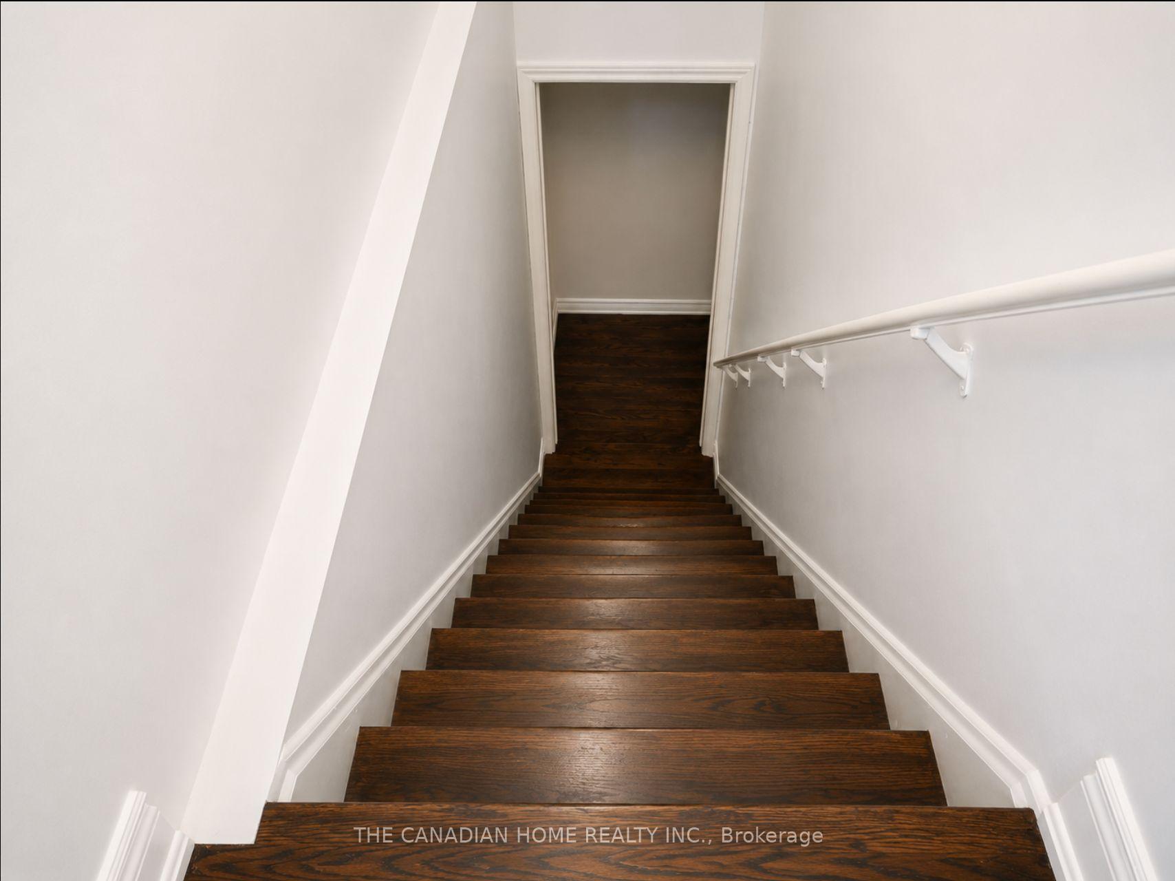 Photo 33 of 84 Royal West Drive, Brampton, Credit Valley — HOMEH