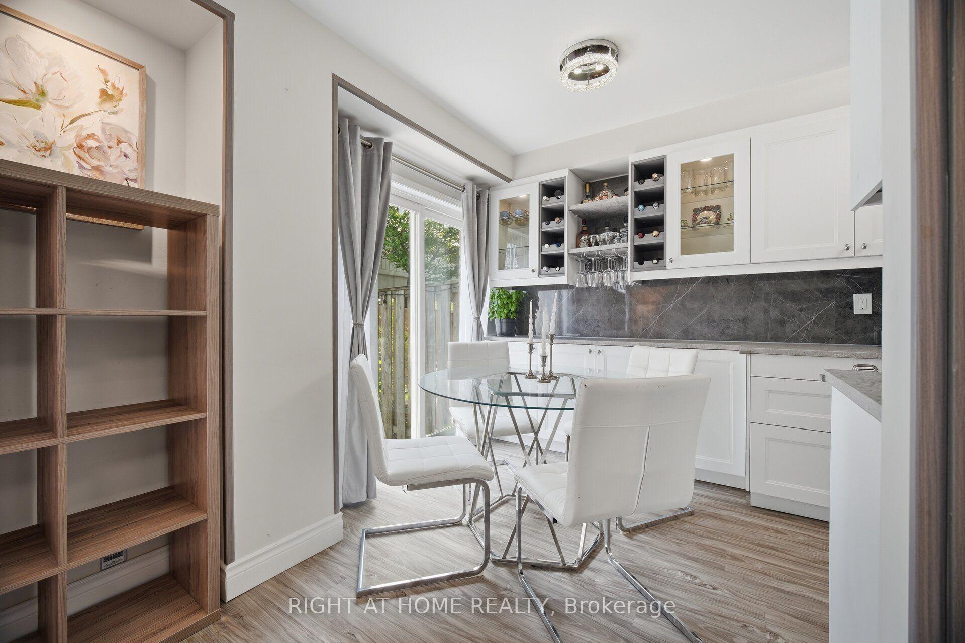 Photo 11 of Unit 14, 104 Frances Avenue, Hamilton, Lakeshore — HOMEH