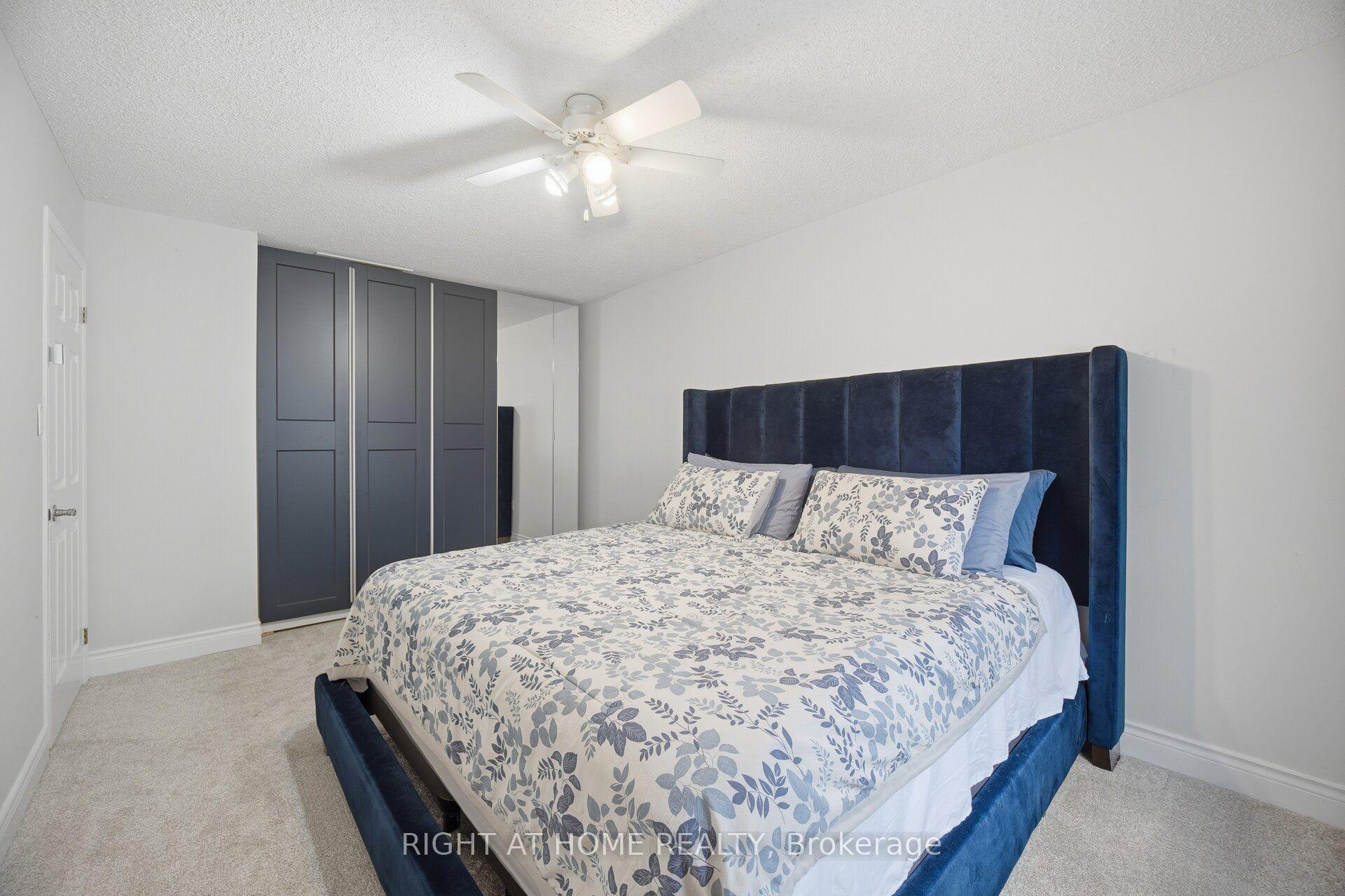 Photo 24 of Unit 14, 104 Frances Avenue, Hamilton, Lakeshore — HOMEH