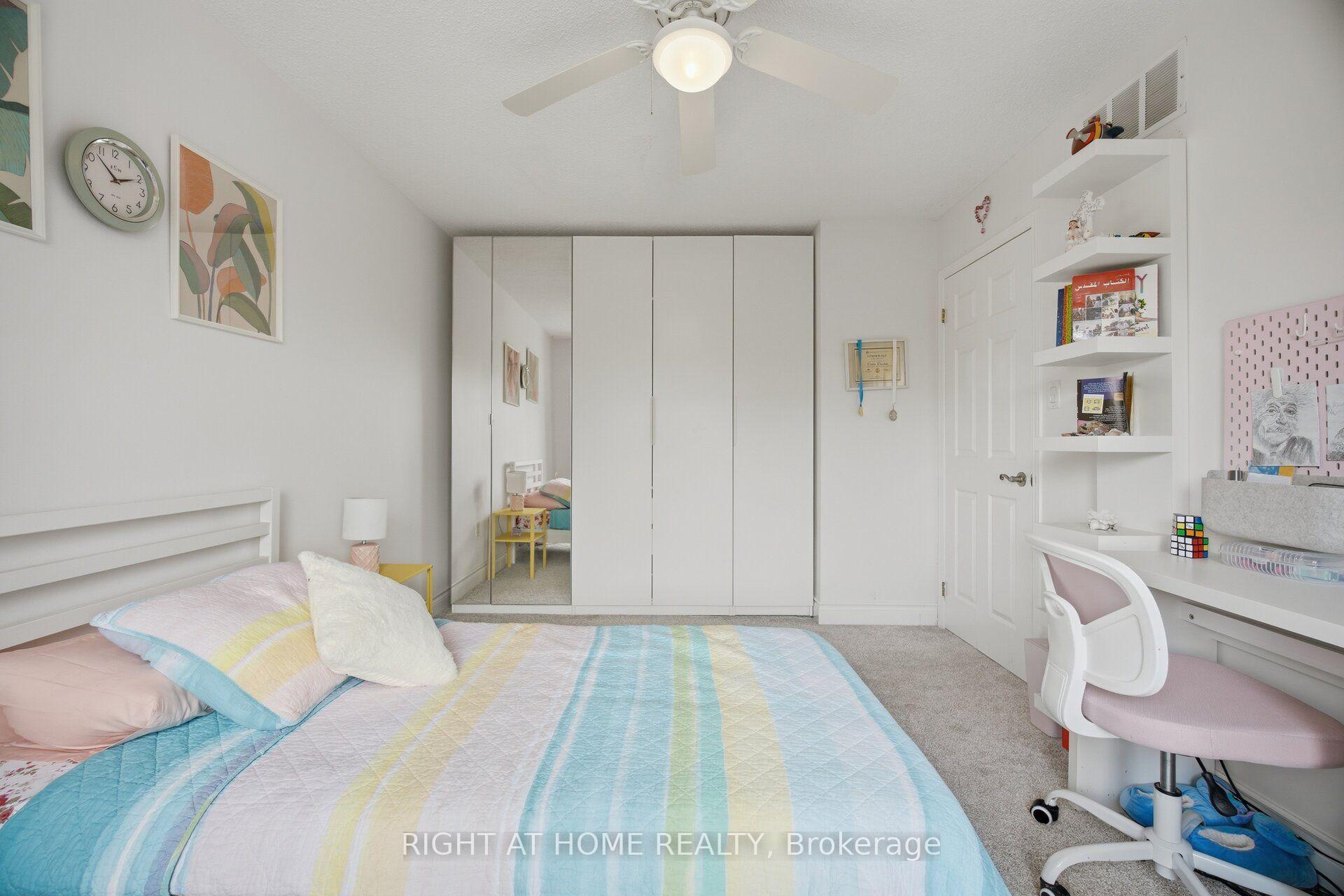 Photo 27 of Unit 14, 104 Frances Avenue, Hamilton, Lakeshore — HOMEH