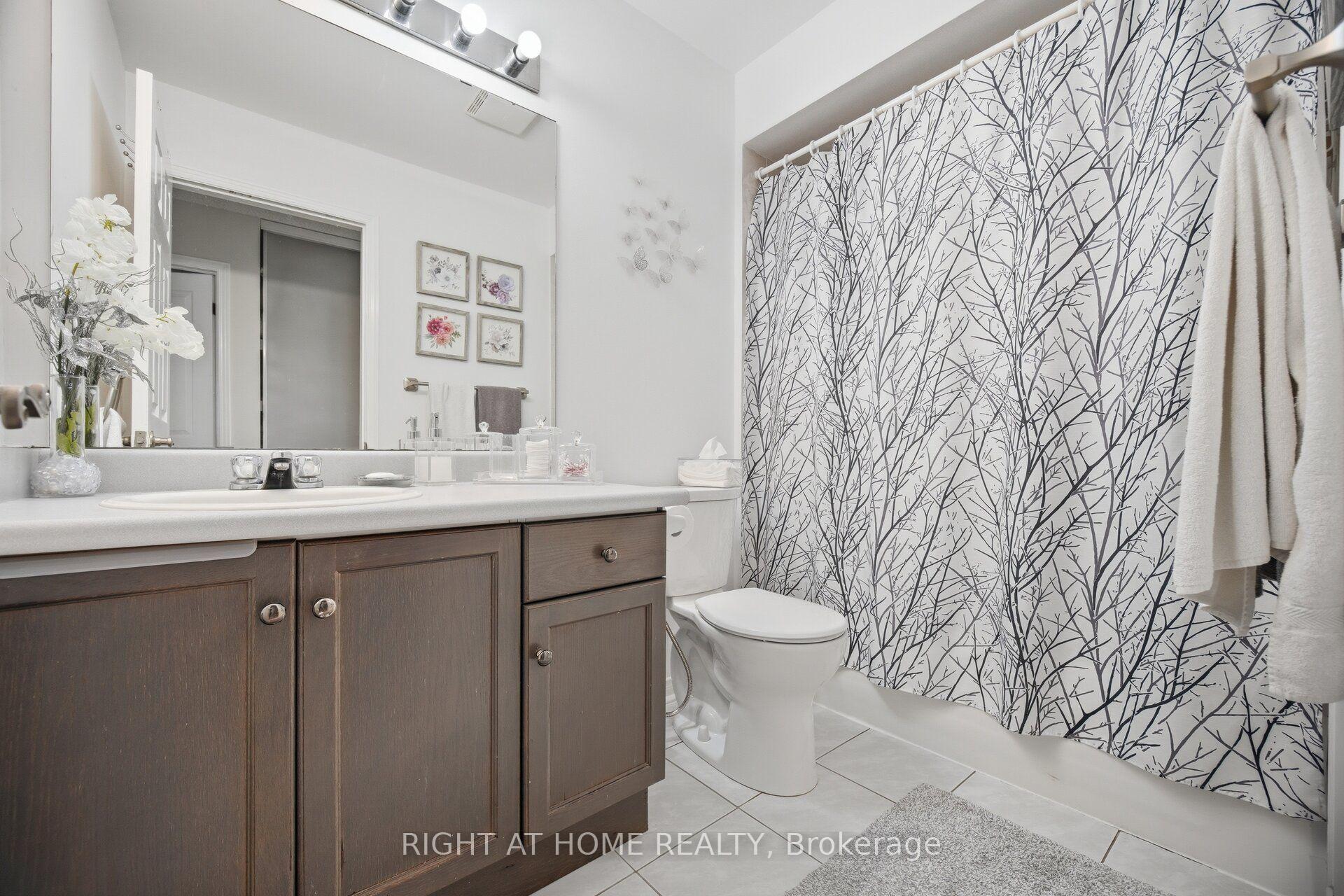 Photo 30 of Unit 14, 104 Frances Avenue, Hamilton, Lakeshore — HOMEH