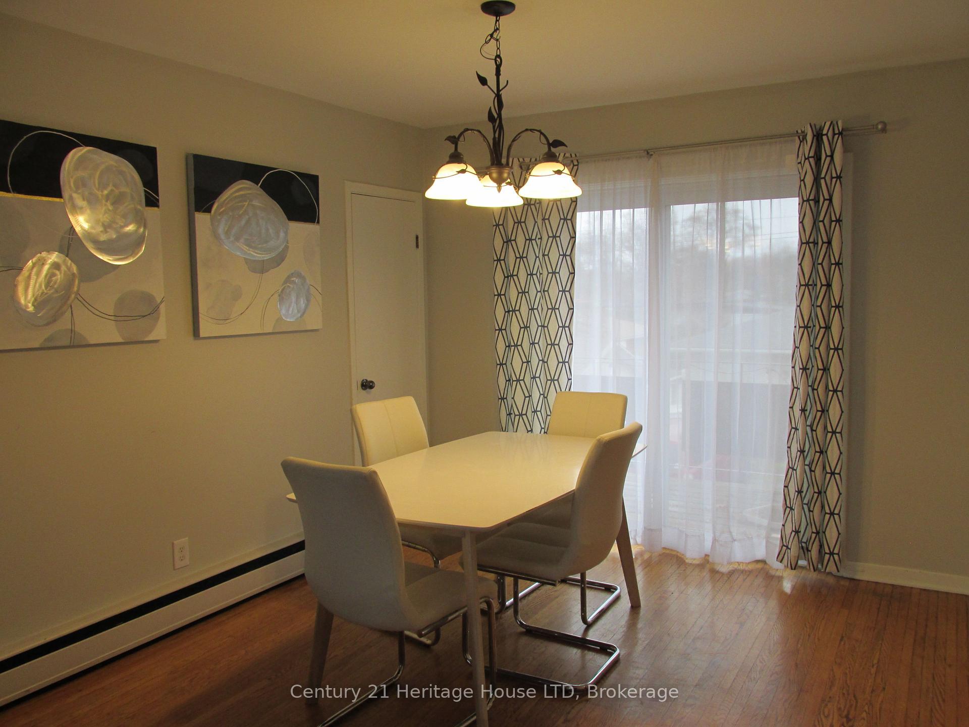 Photo 4 of Unit 4, 377 Glenridge Avenue, St. Catharines, Glendale/Glenridge — HOMEH