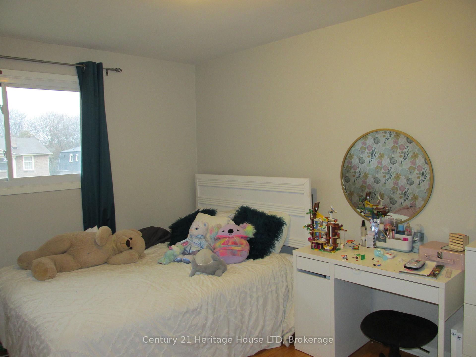 Photo 12 of Unit 4, 377 Glenridge Avenue, St. Catharines, Glendale/Glenridge — HOMEH
