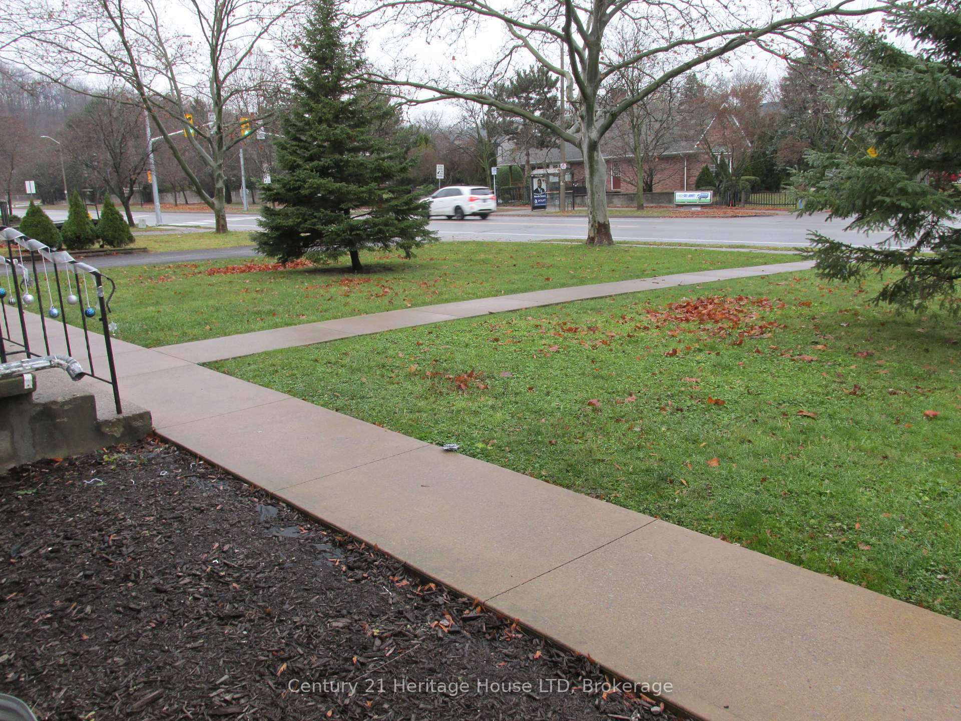 Photo 20 of Unit 4, 377 Glenridge Avenue, St. Catharines, Glendale/Glenridge — HOMEH