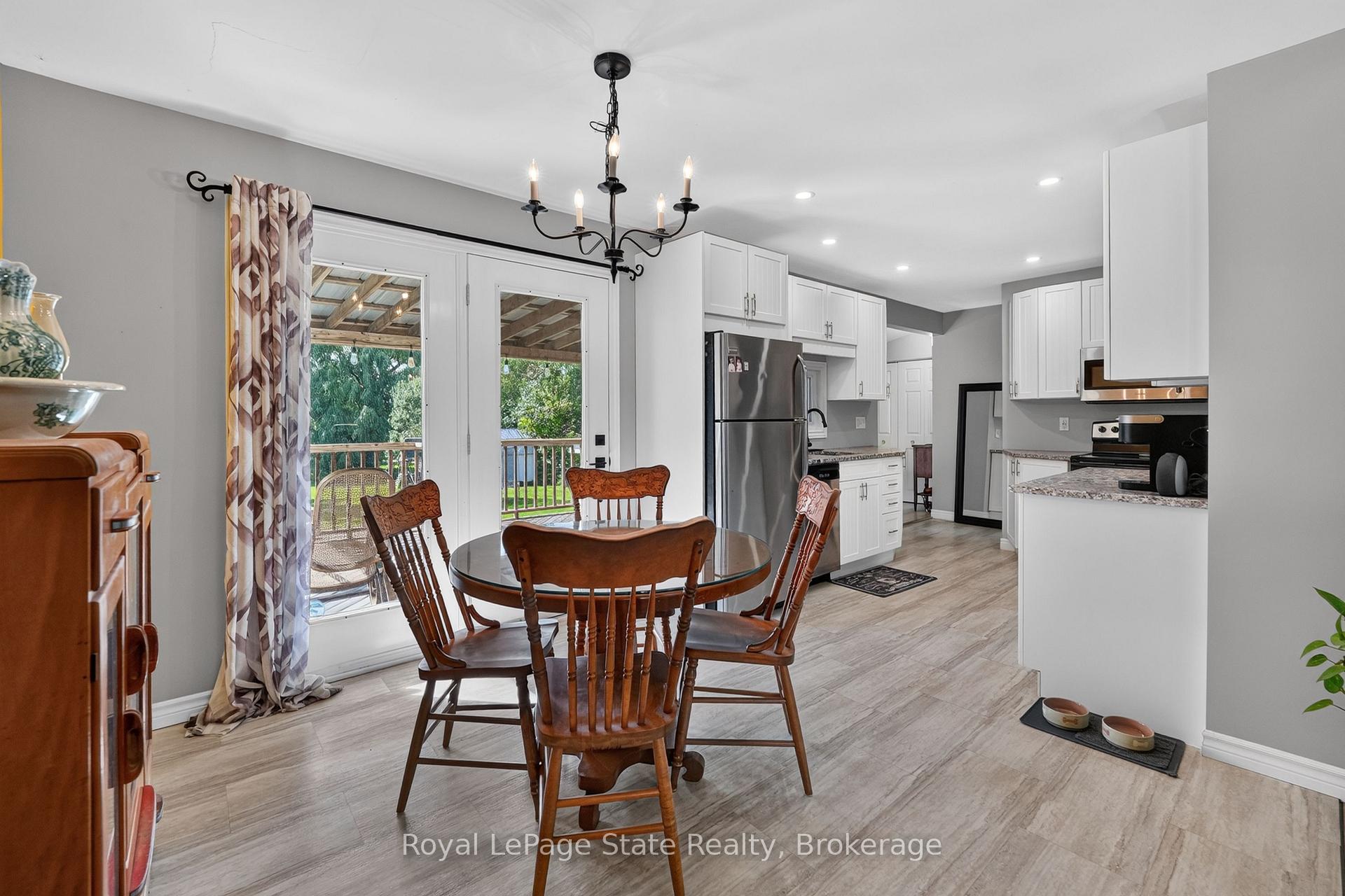 Photo 15 of 124 Wolverton Road, Grimsby, Grimsby Escarpment — HOMEH