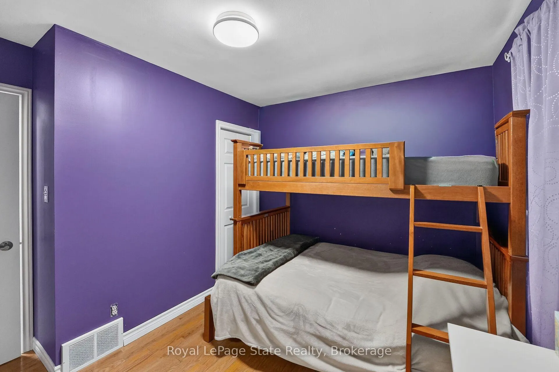 Photo 21 of 124 Wolverton Road, Grimsby, Grimsby Escarpment — HOMEH