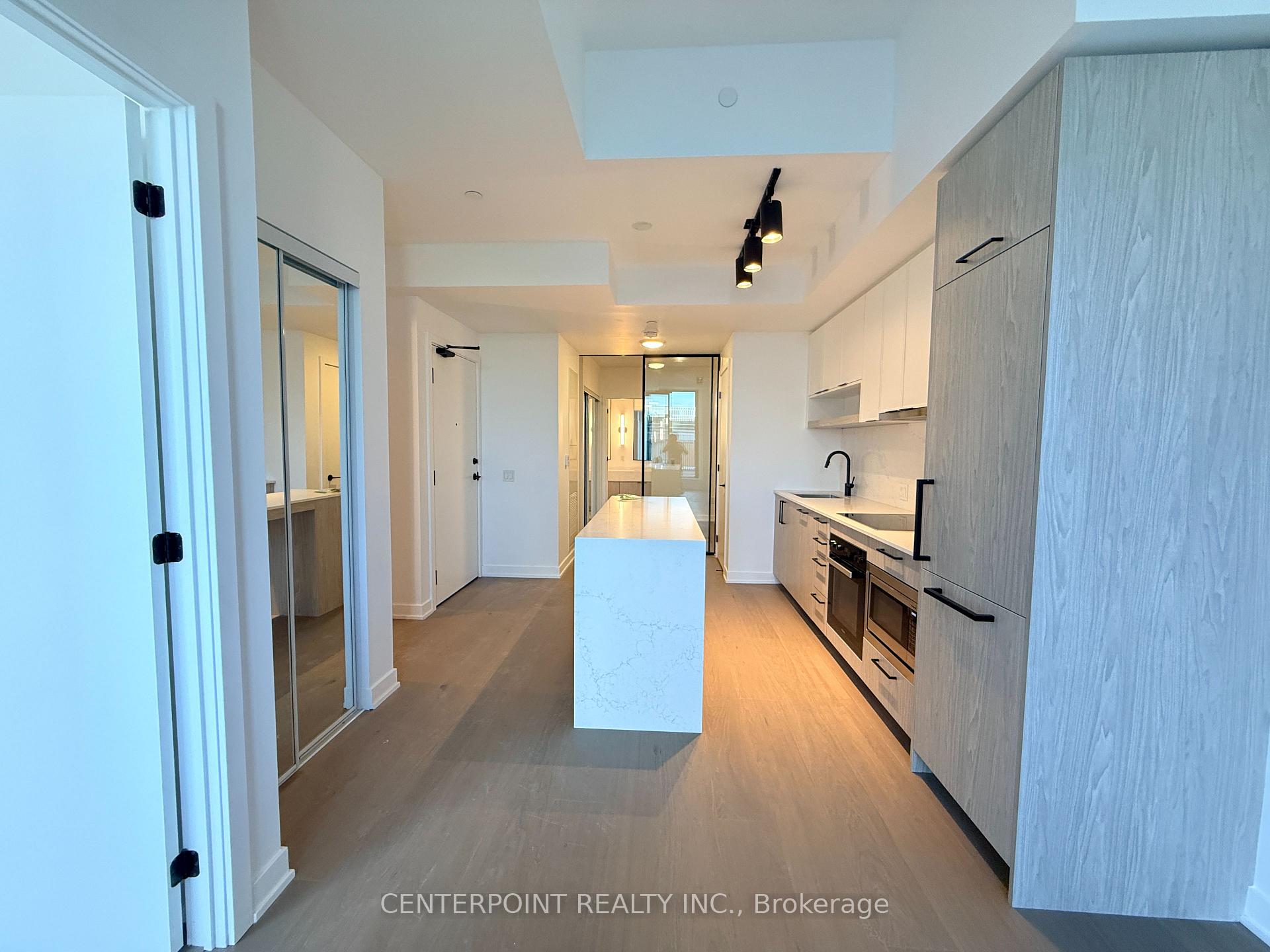 Photo 6 of Unit 818, 89 Montclair Avenue, Toronto, Forest Hill South — HOMEH