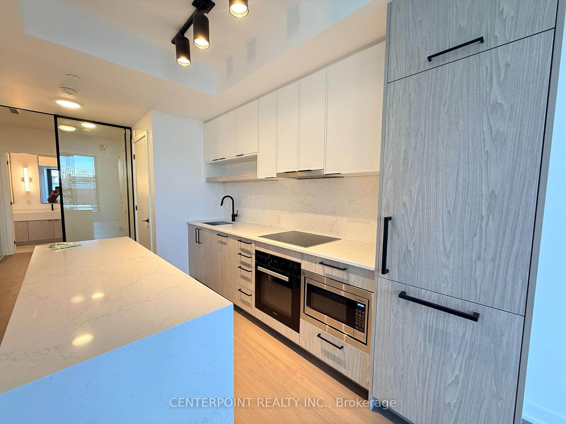 Photo 7 of Unit 818, 89 Montclair Avenue, Toronto, Forest Hill South — HOMEH