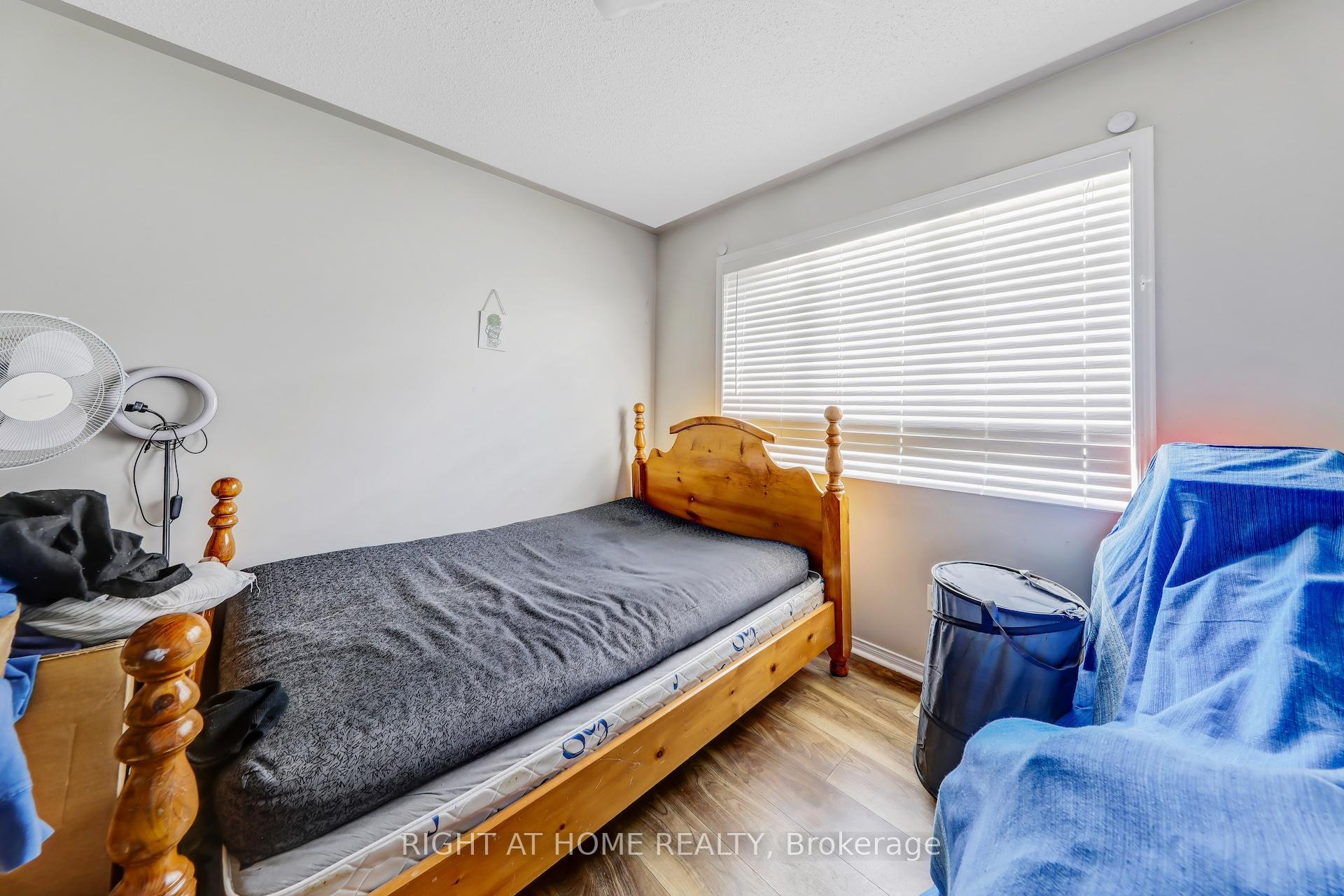 Photo 30 of 28 Cedarvalley Boulevard, Brampton, Northwest Sandalwood Parkway — HOMEH