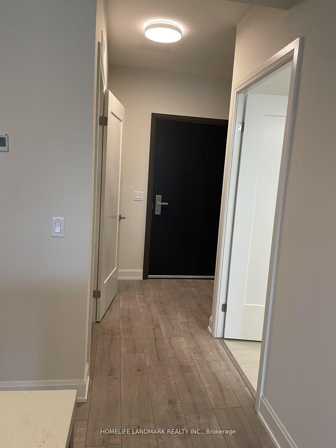 Photo 1 of Unit 706, 8 water walk Drive N, Markham, Unionville — HOMEH