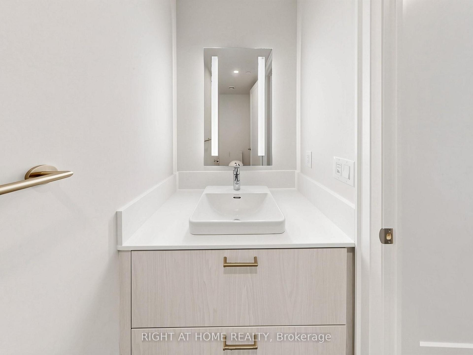Photo 7 of Unit 615, 280 Howland Avenue, Toronto, The Annex — HOMEH
