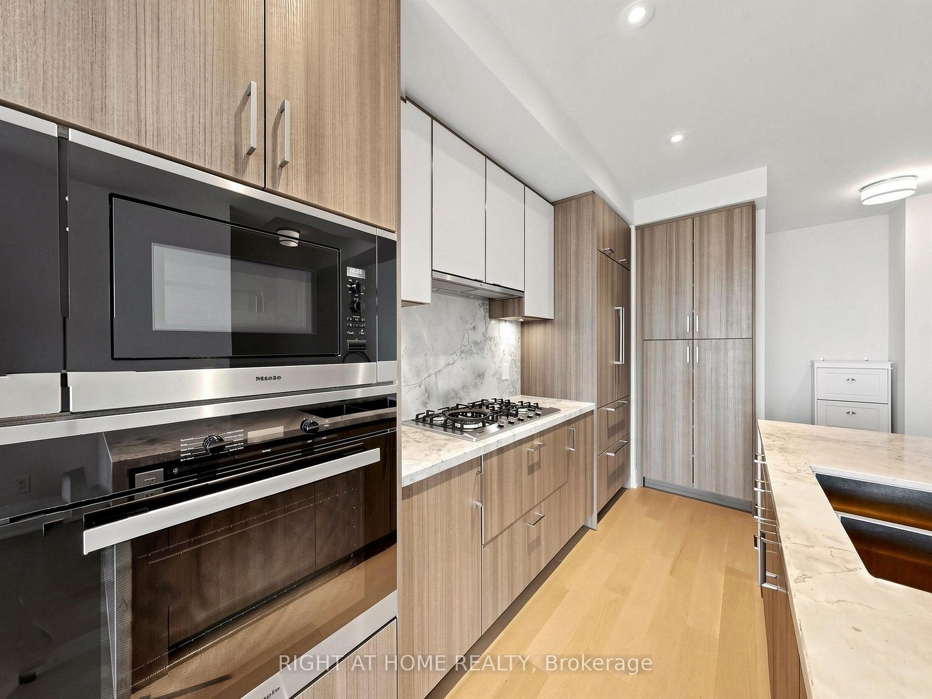 Photo 16 of Unit 615, 280 Howland Avenue, Toronto, The Annex — HOMEH