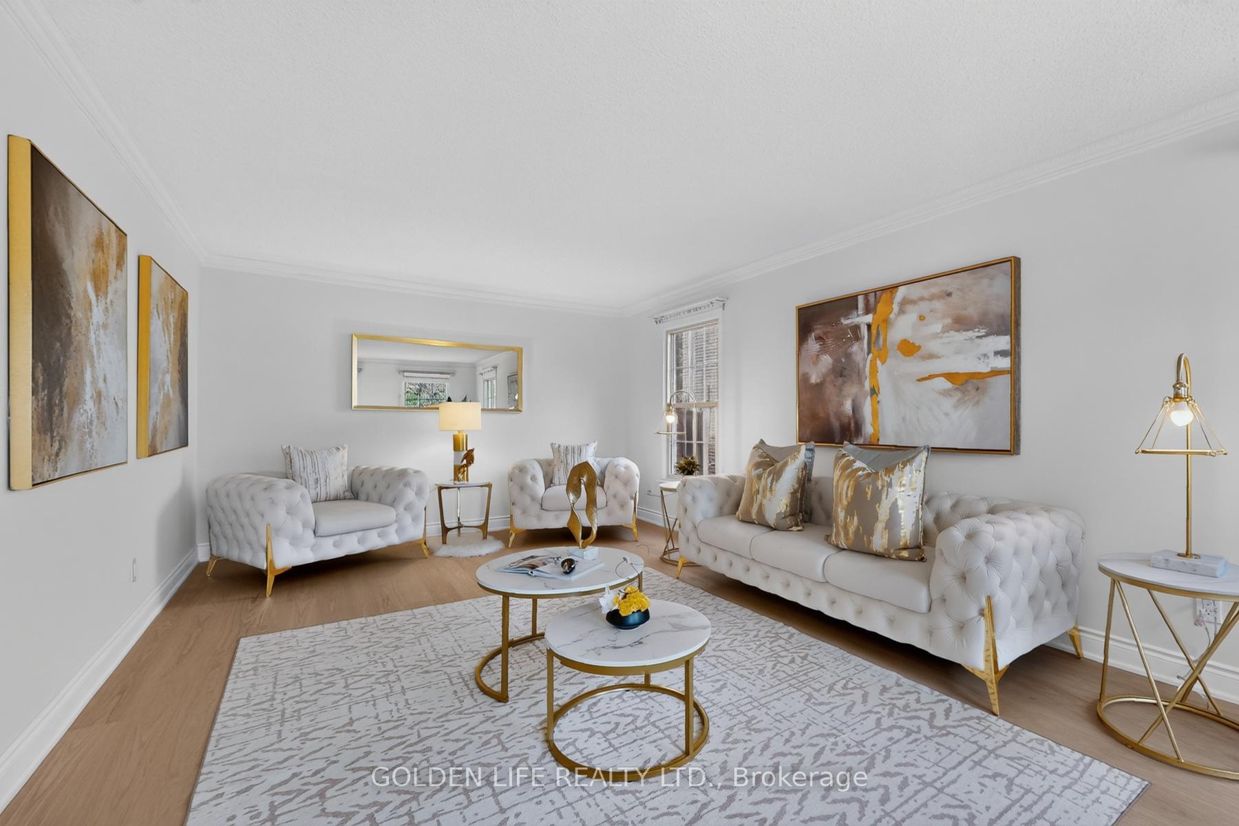 Photo 7 of 186 Carlton Road, Markham, Unionville — HOMEH